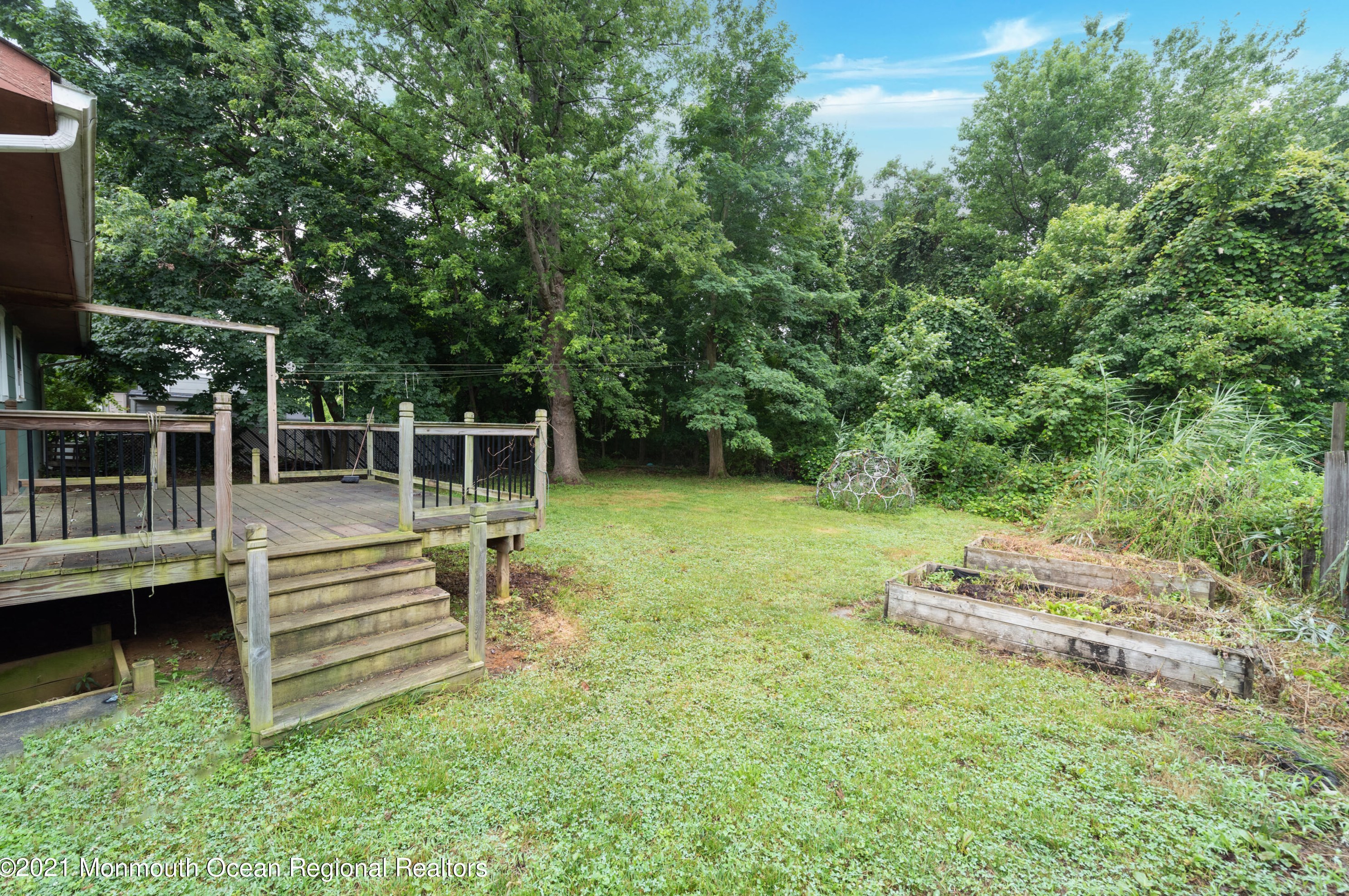 55 Brown Ave, Ideal Beach, NJ 07734-3029