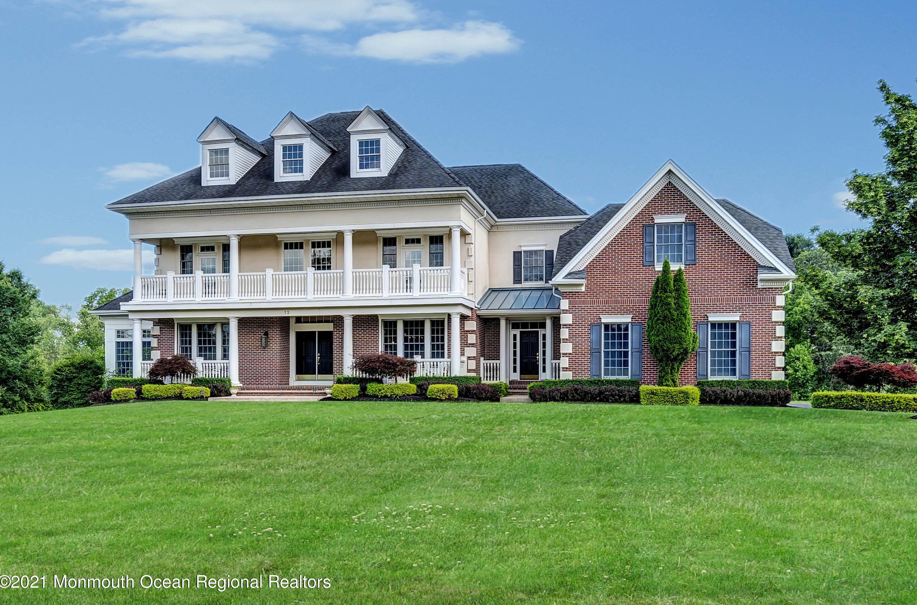 12 Crest Fruit Ct, Millstone Township, NJ 07726-7933