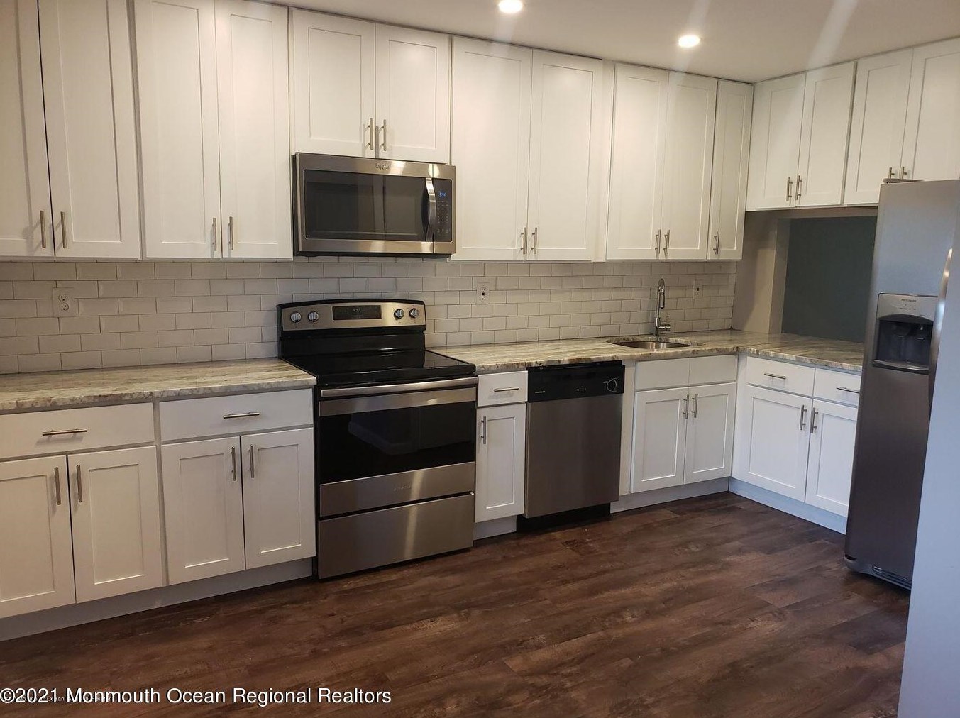 207 Covered Bridge Blvd #b, Millstone Township, NJ