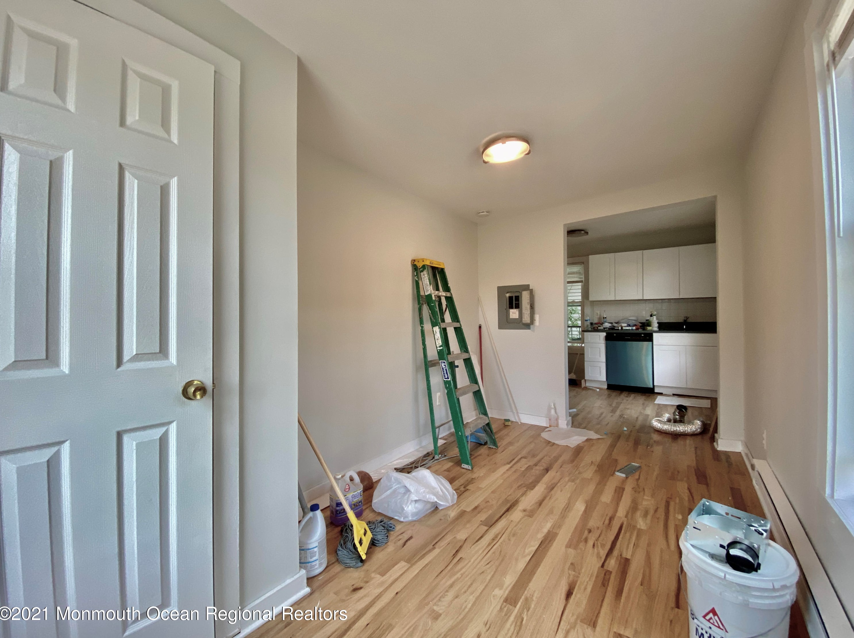 1004 5th Ave #5, Tinton Falls, NJ 07712