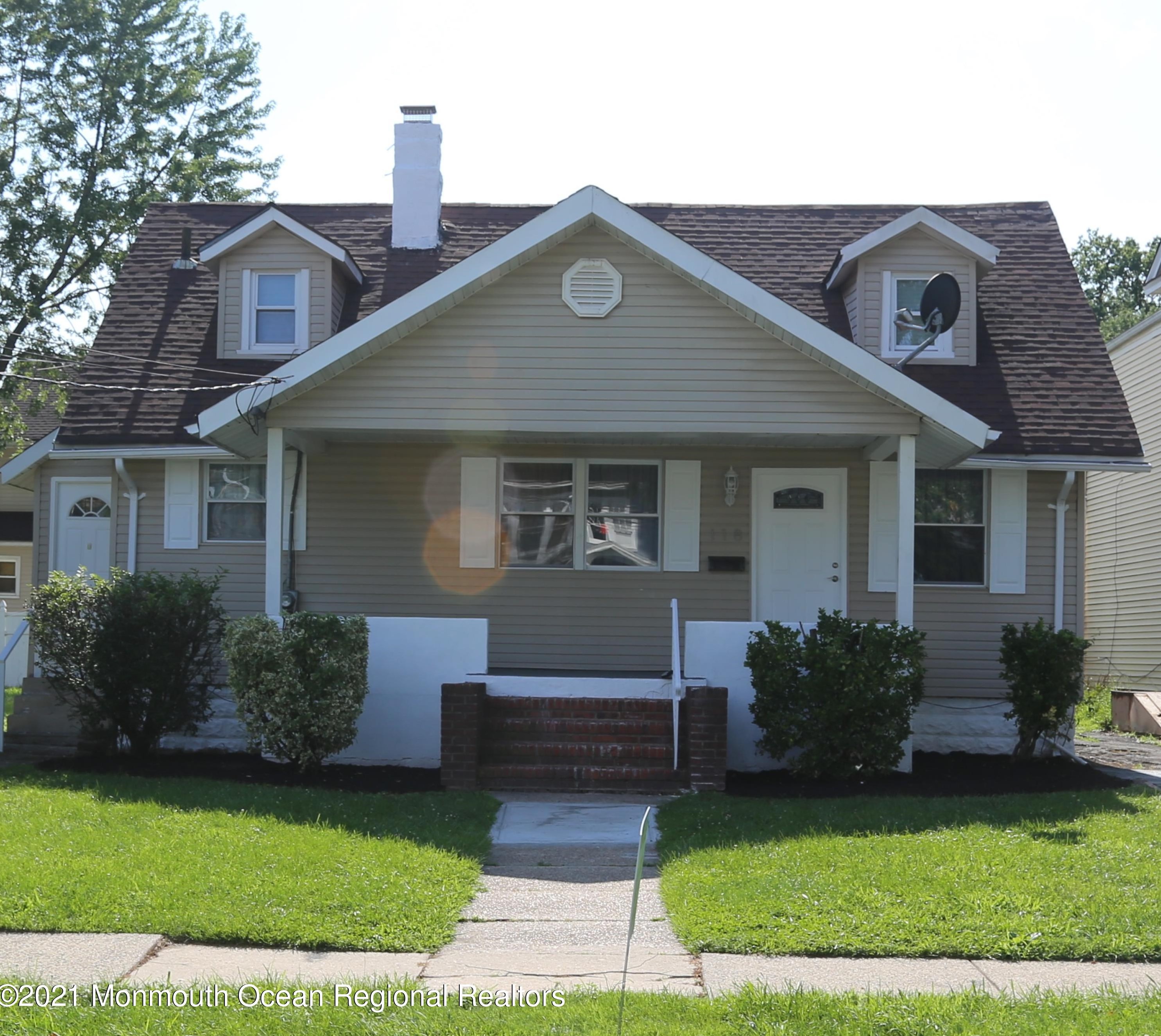 118 Monroe St, Roselle, NJ 07203