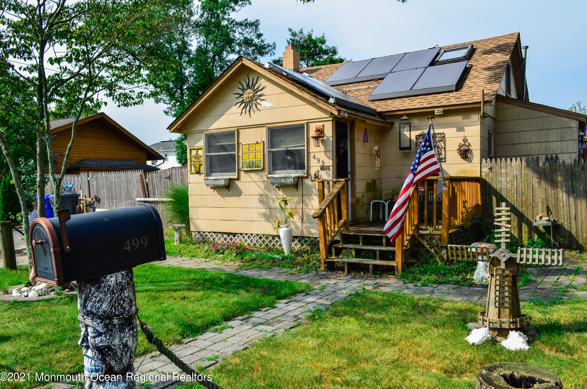 499 Mohawk Dr, Bricktown, NJ 08723