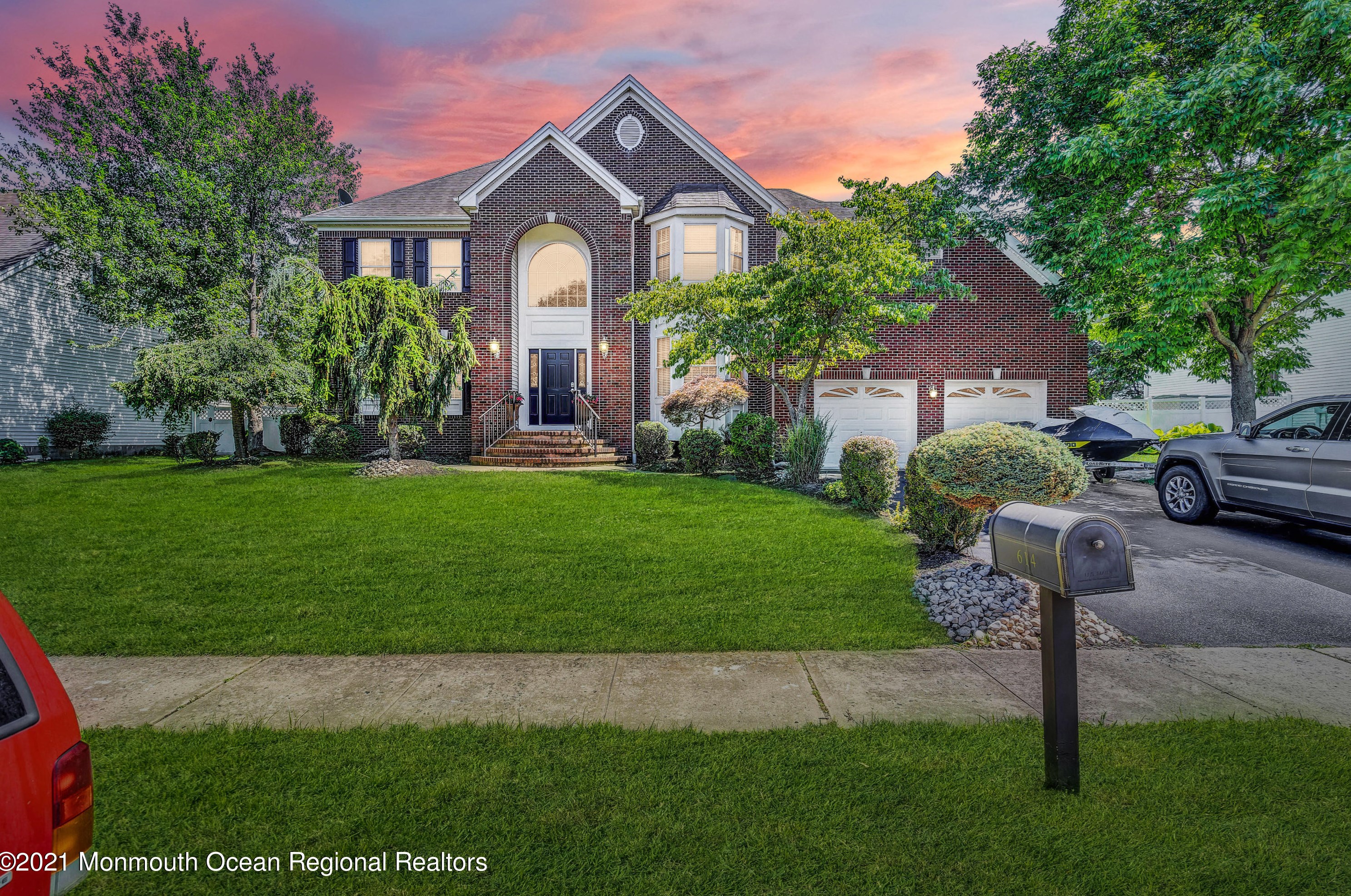 614 Windcrest Ct, Bricktown, NJ 08724