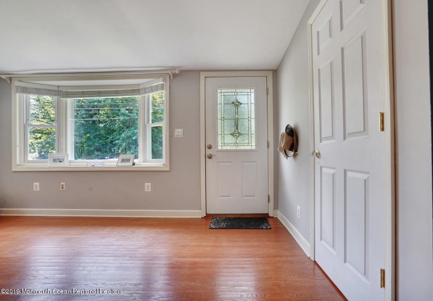 717 Corlies Ave, Red Bank, NJ 07711