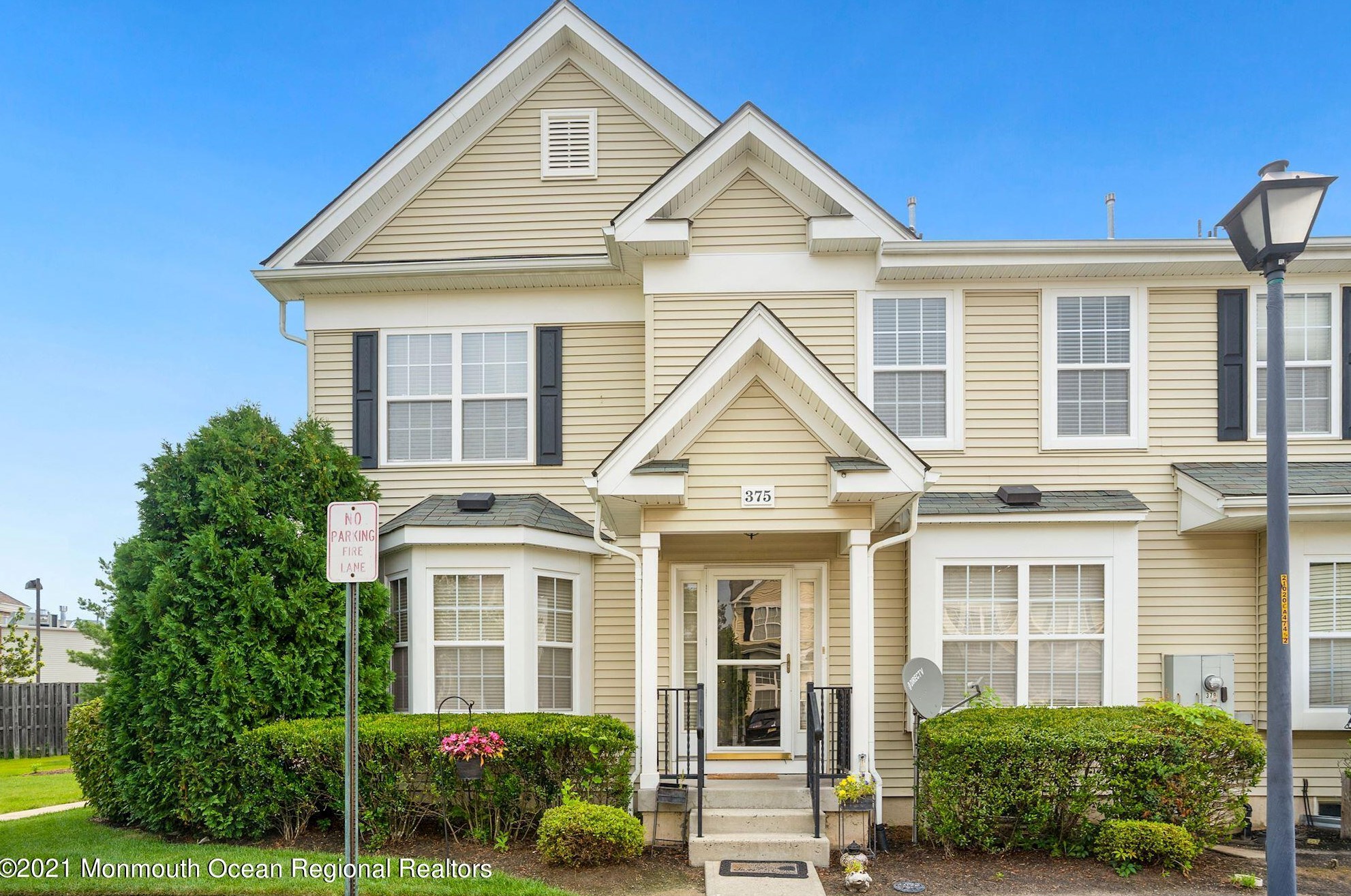 375 Brookfield Dr, Jackson Twp, NJ 08527