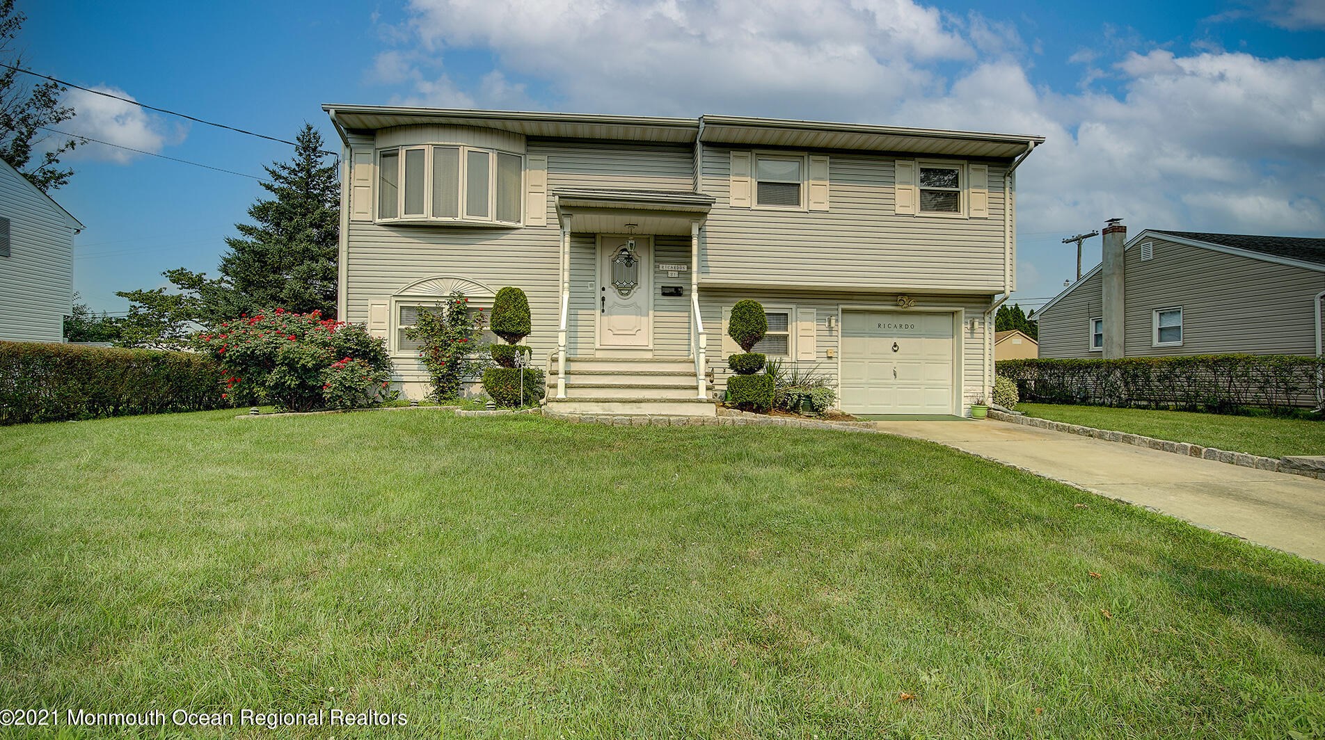 21 Patten St, East Freehold, NJ 07728