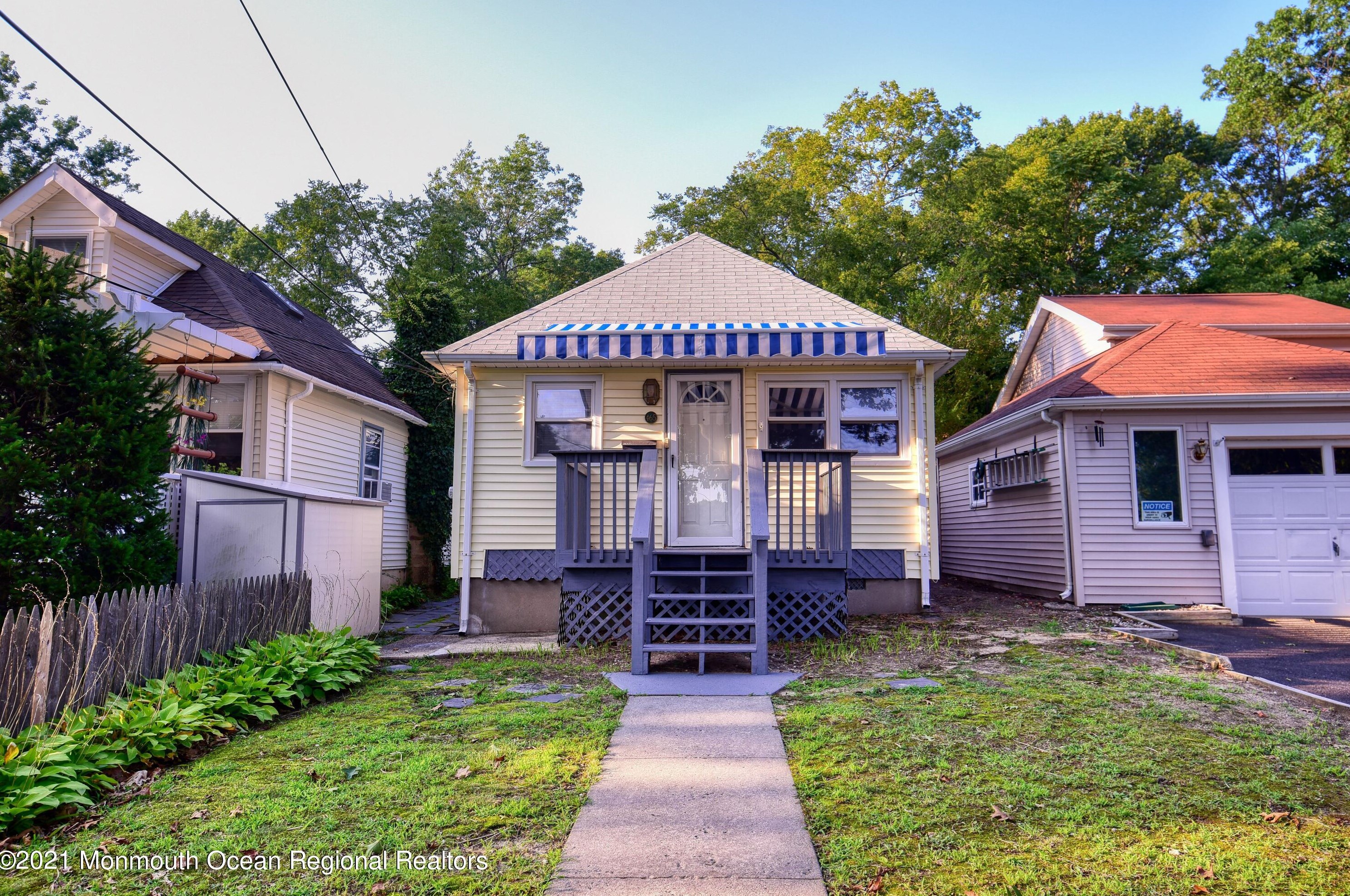 465 Monmouth Ave, Leonardo, NJ 07737