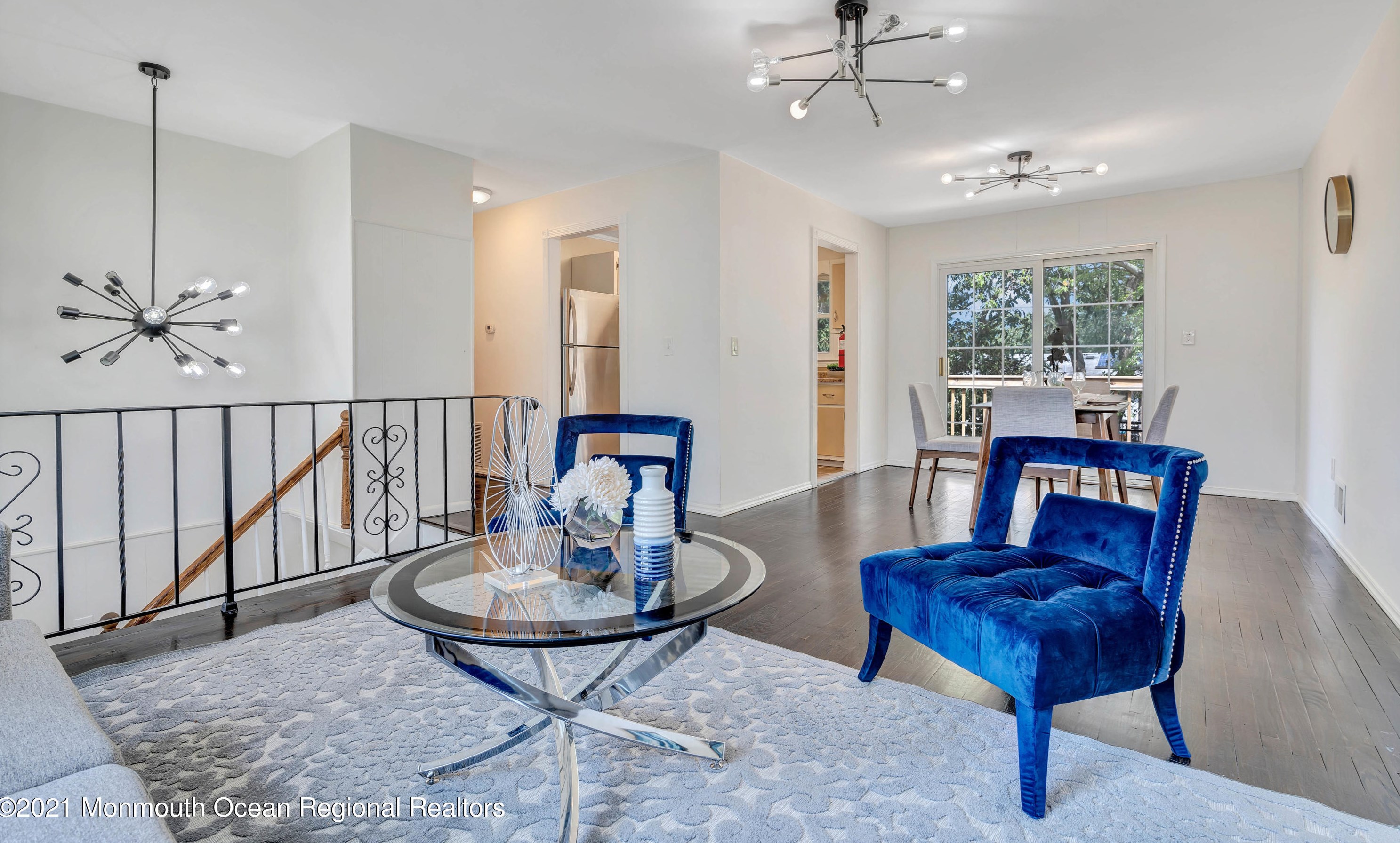 833 Holiday Ct, Toms River NJ  08753-3721 exterior
