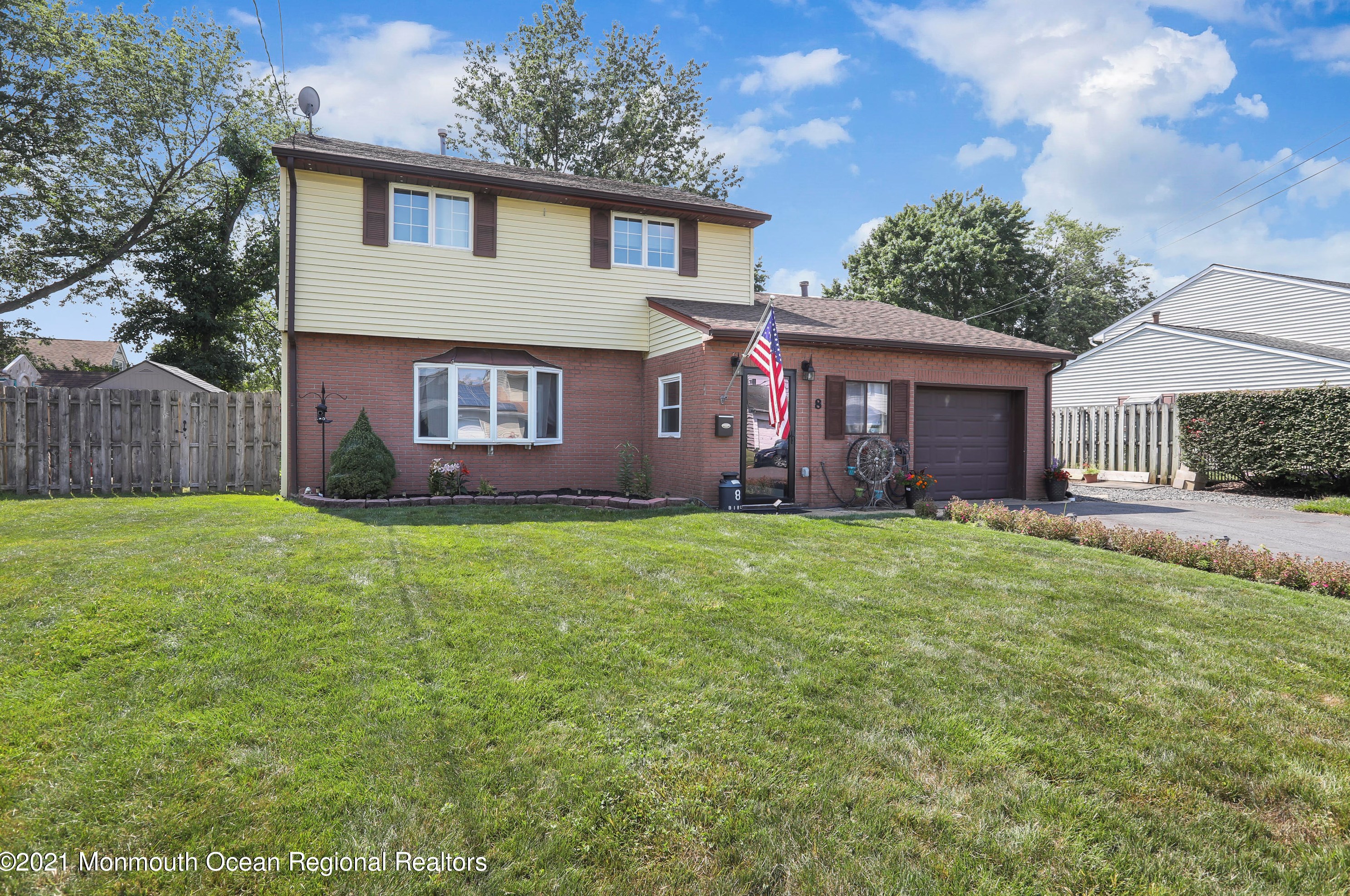 8 Birch Ave, Hazlet, NJ 07730