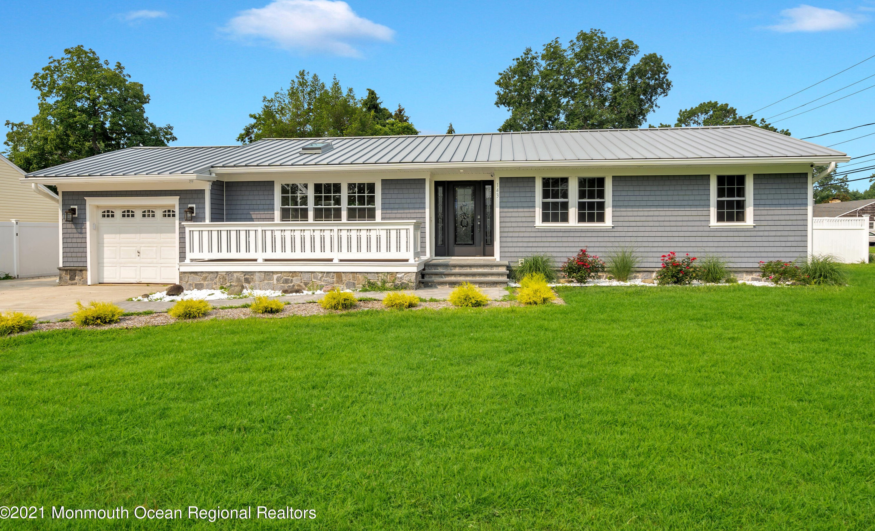 143 Sherwood Ln, Bricktown, NJ 08724