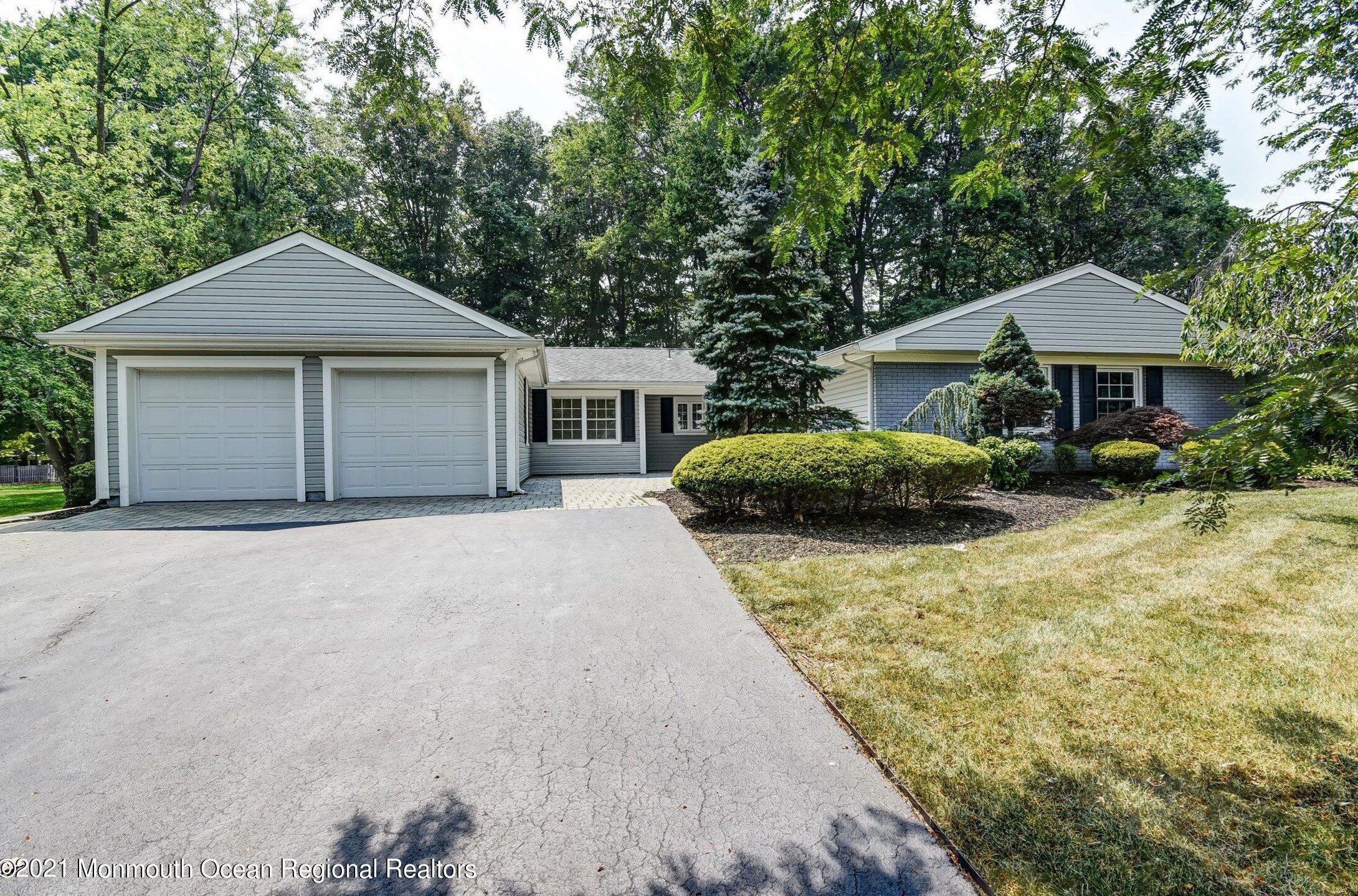 96 Havens Mill Rd, East Freehold, NJ 07728