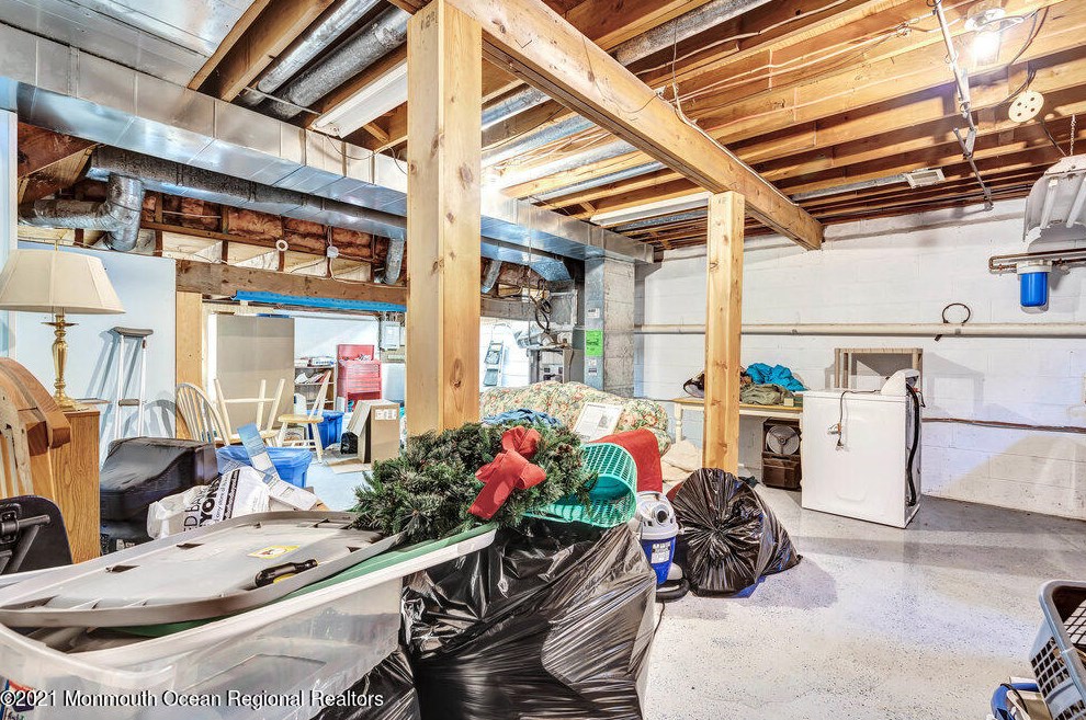 33 Shady Ln, Hardyston NJ  07419-9776 exterior