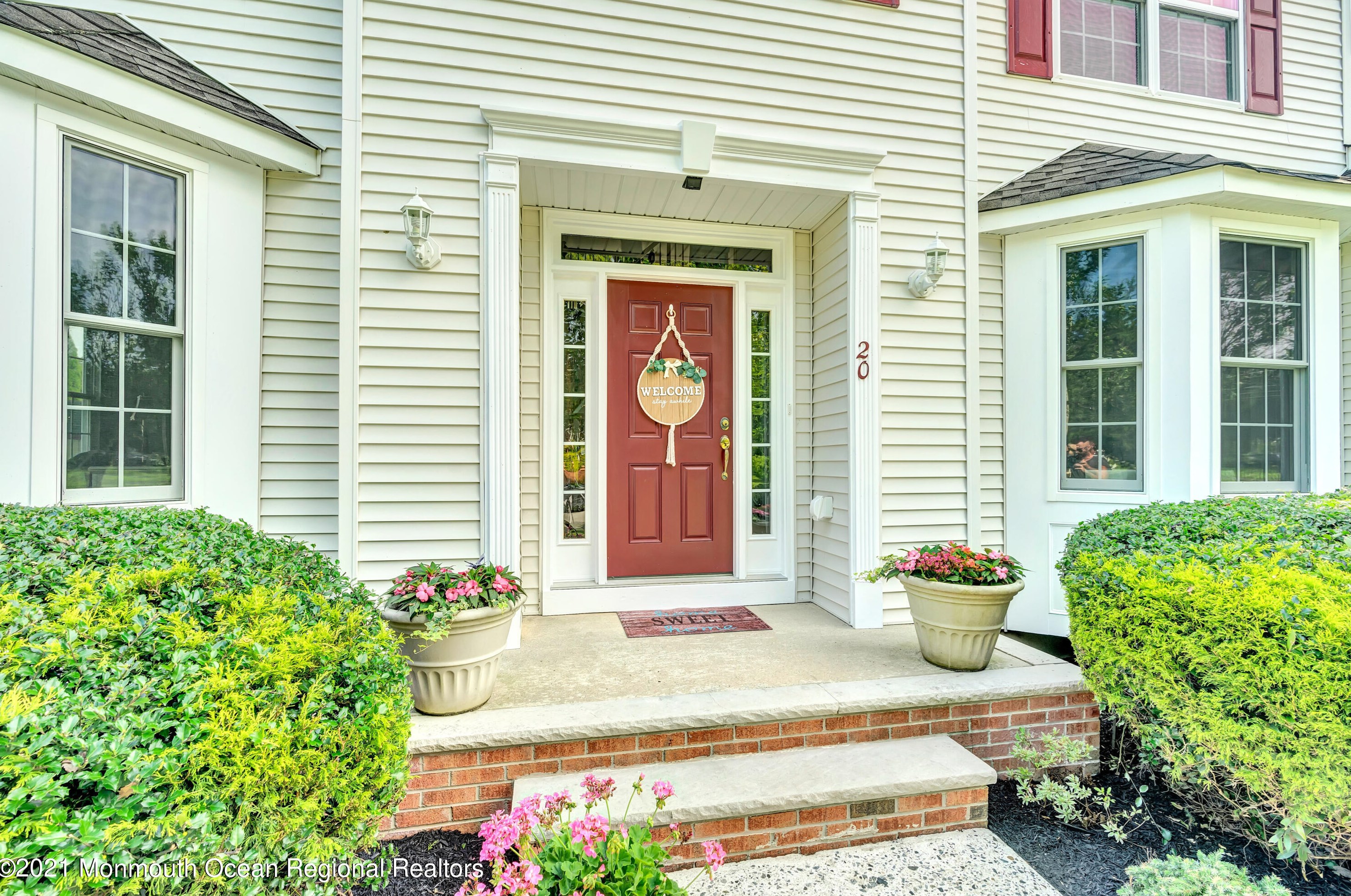 20 Buckley Ln, Berkeley Township, NJ 08721