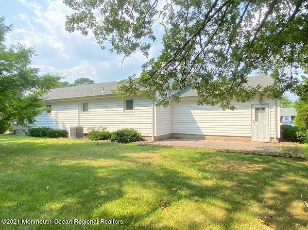 301 Radnor Ave, Pine Beach, NJ 08741-1048