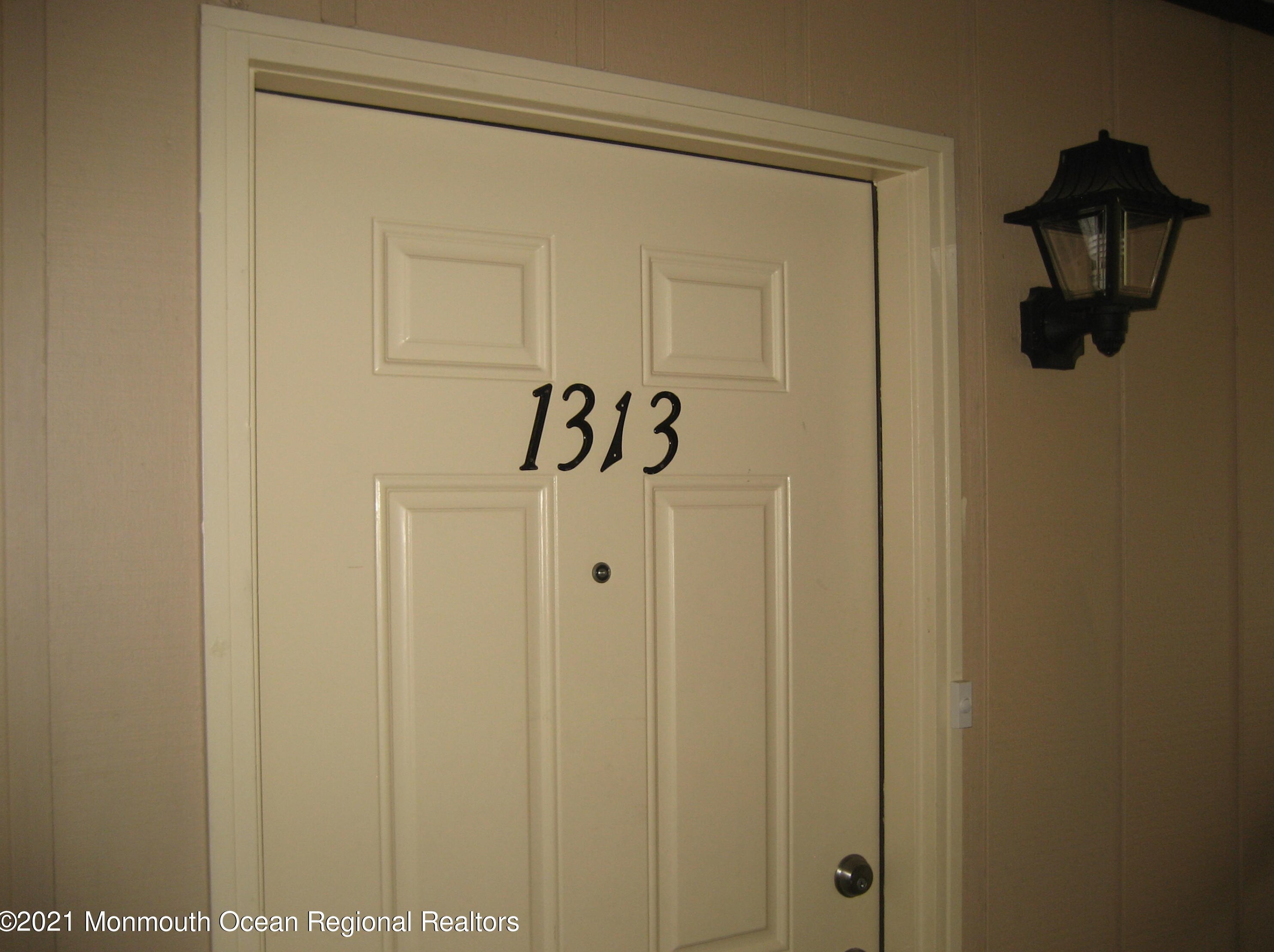 1313 Wellington Pl, Matawan, NJ 07747-1934