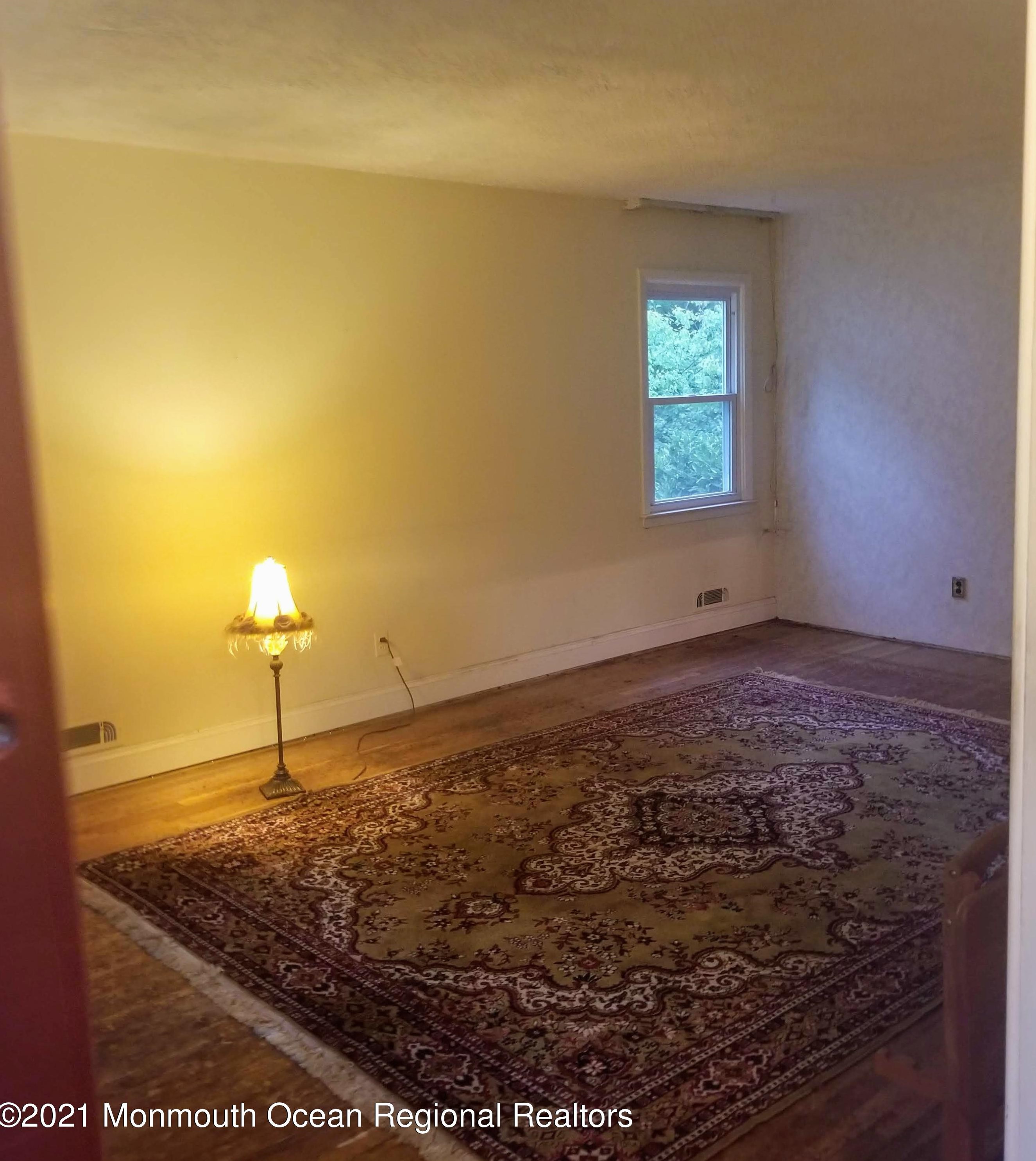 408 Hemlock Ave, Garwood, NJ 07027