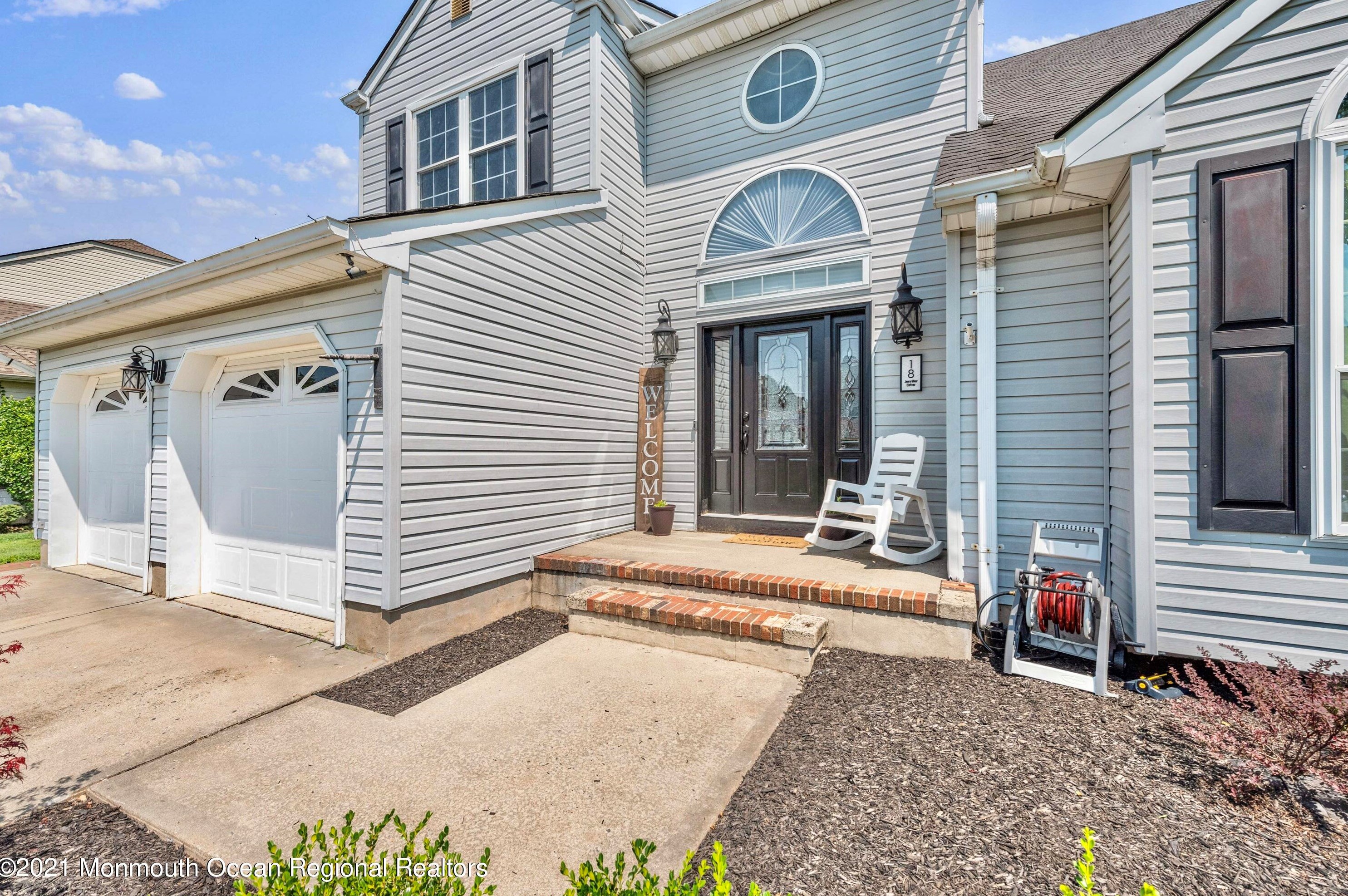18 Jennifer Dr, Wall Township, NJ 07731-2367