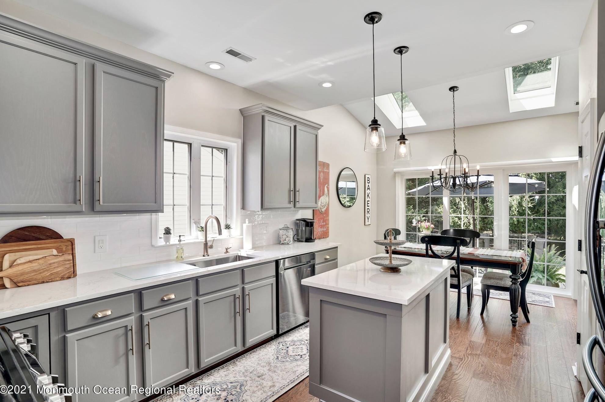 62 Merion Ln, Jackson Twp, NJ 08527