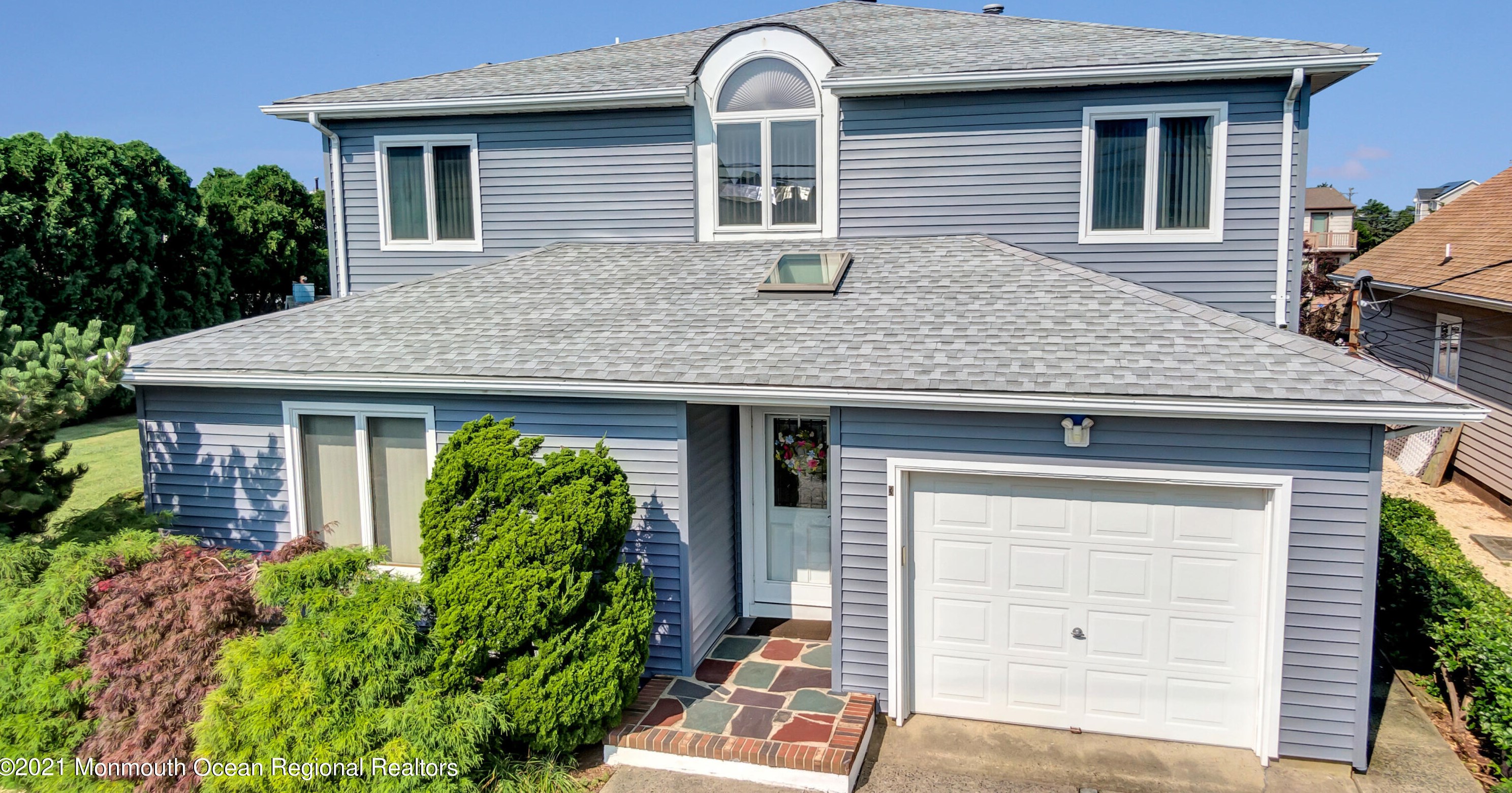 3 Toronto Dr, Bricktown, NJ 08723