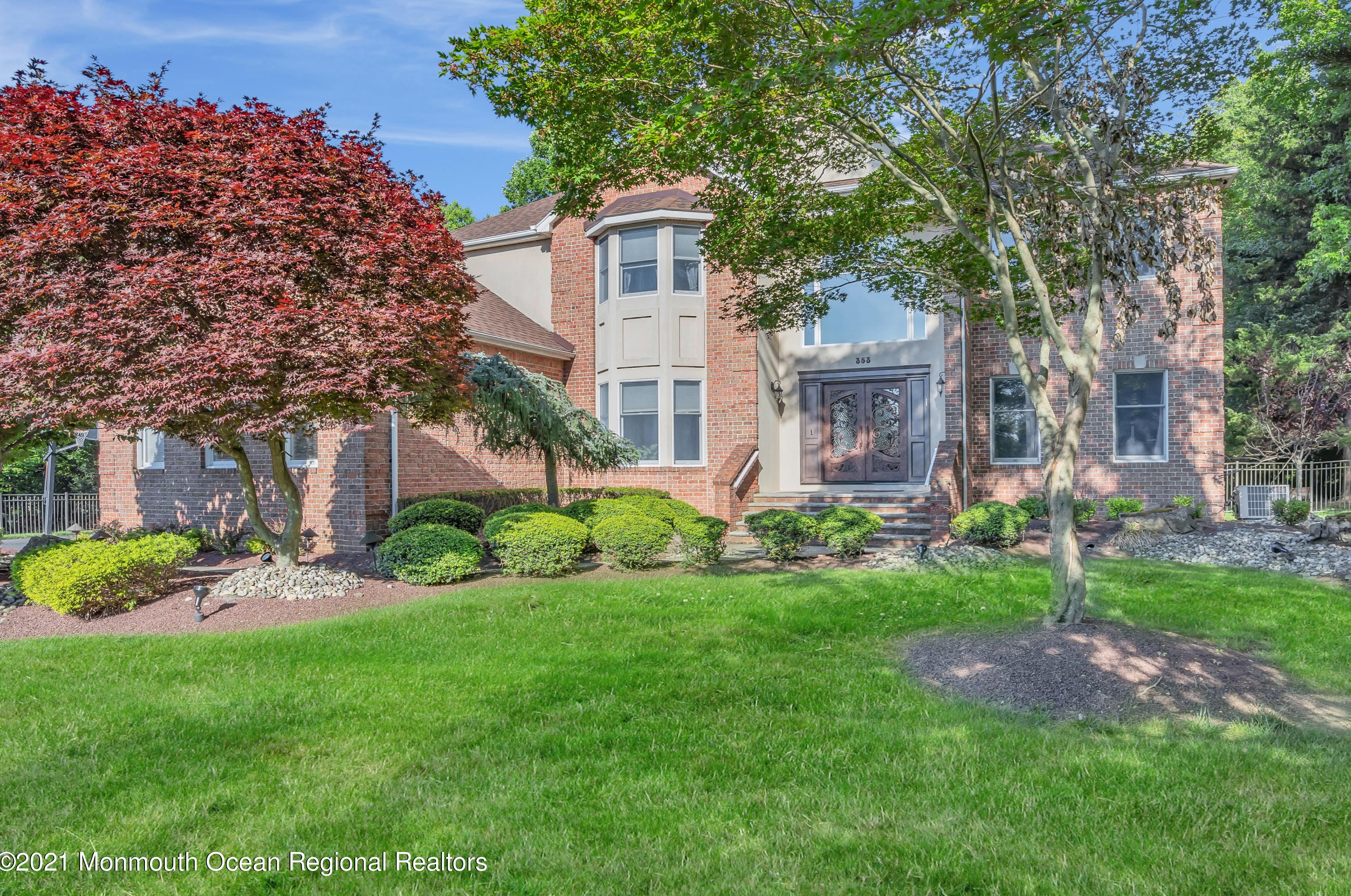 353 Salinger Ct, Morganville, NJ 07751