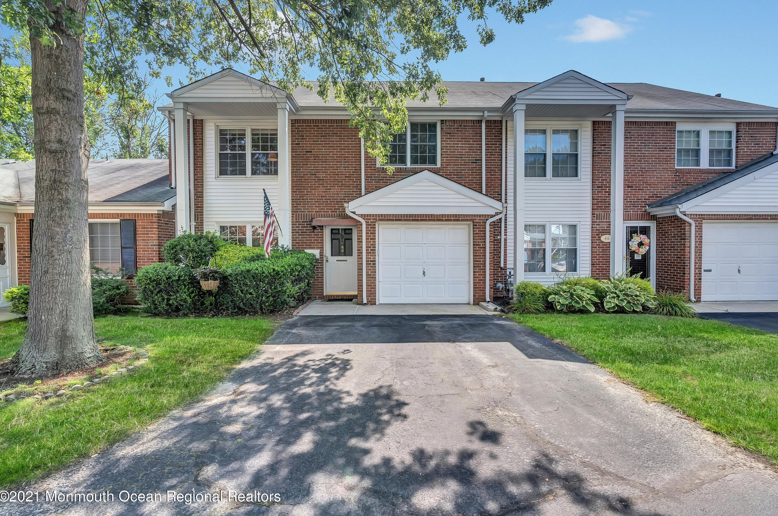 44 Maple Dr, Wall Township, NJ 07762-2151