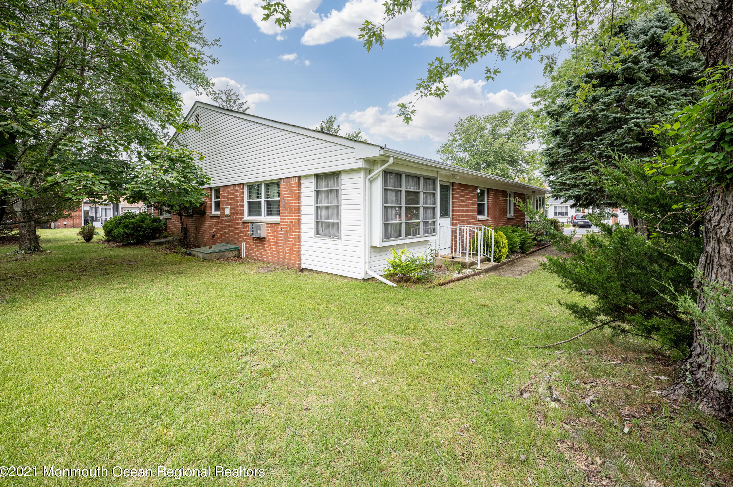 6 Conestoga Dr #d, Lakehurst, NJ 08759