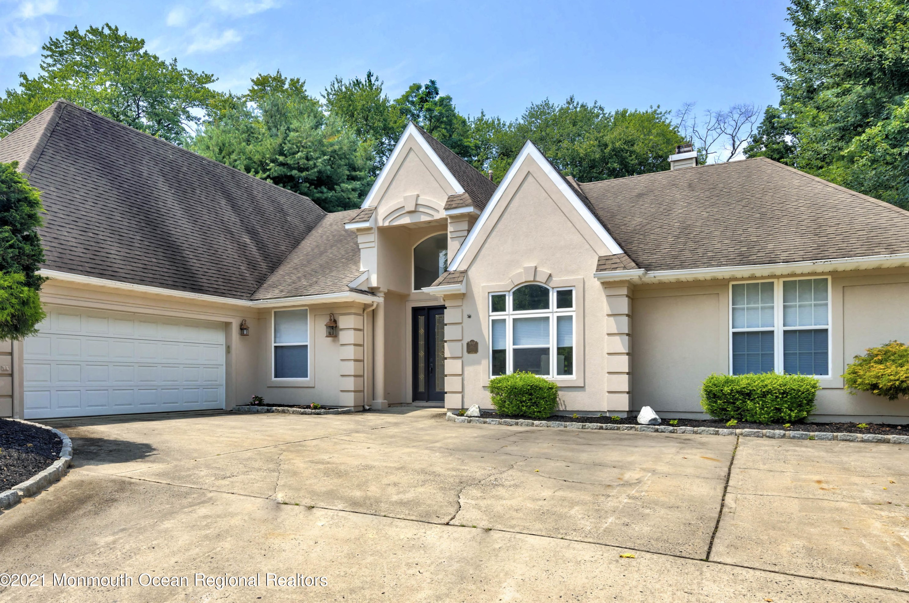 367 Line Rd, Matawan, NJ 07747-1701