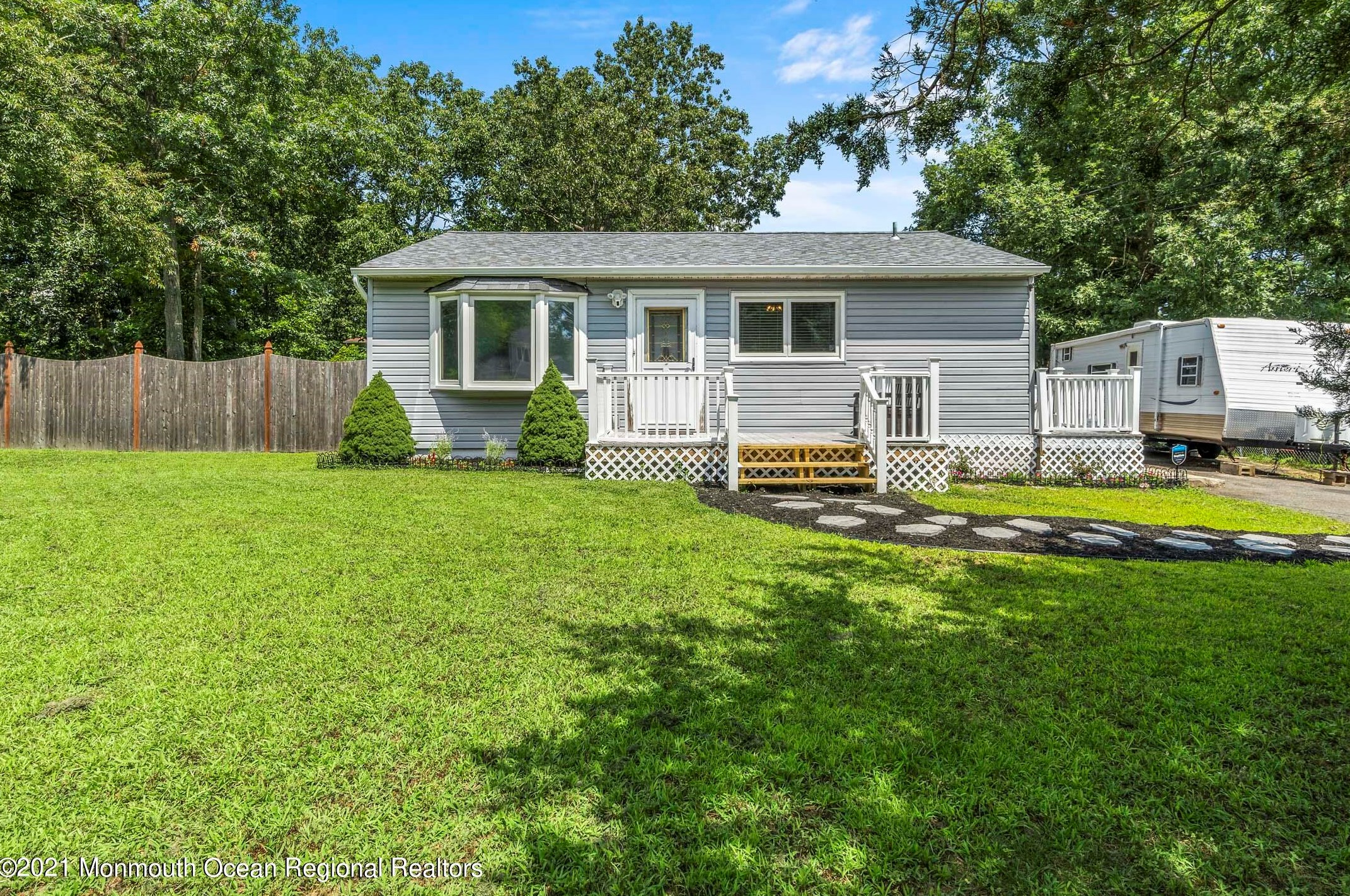 2149 Dover Pines Ave, Toms River, NJ 08755-3629