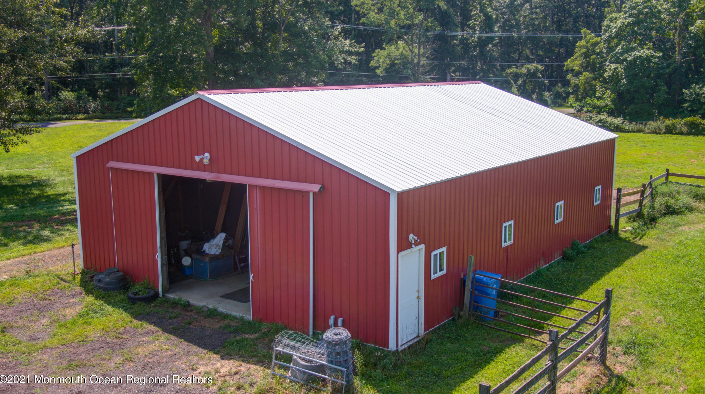 385 Jacobstown Cookstown Rd, North Hanover, NJ 08562
