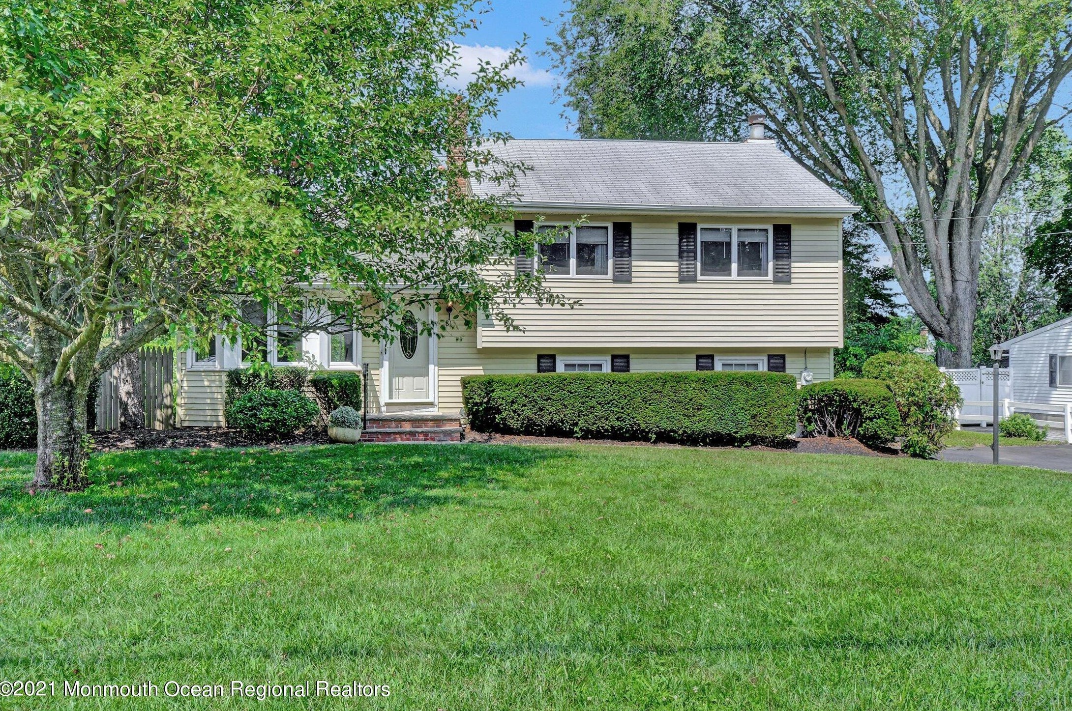 81 Truex Pl, Middletown, NJ 07748