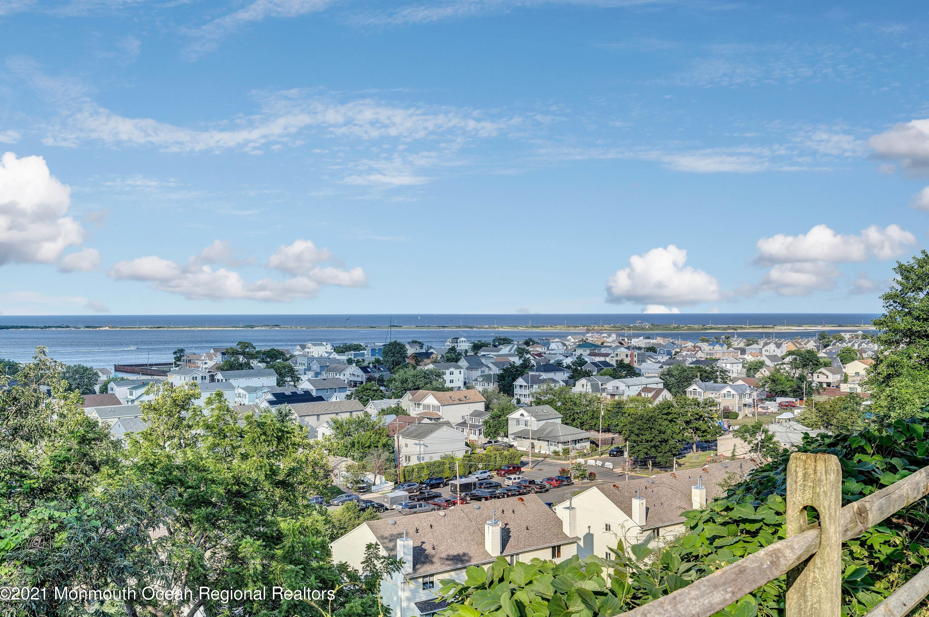 164 Linden Ave #10, Monmouth Hills, NJ 07732