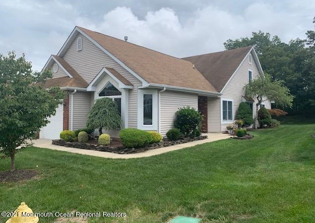 2267 Chanticleer Ct, Toms River, NJ 08755-1820