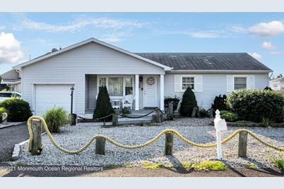 812 Nassau Drive - Photo 1