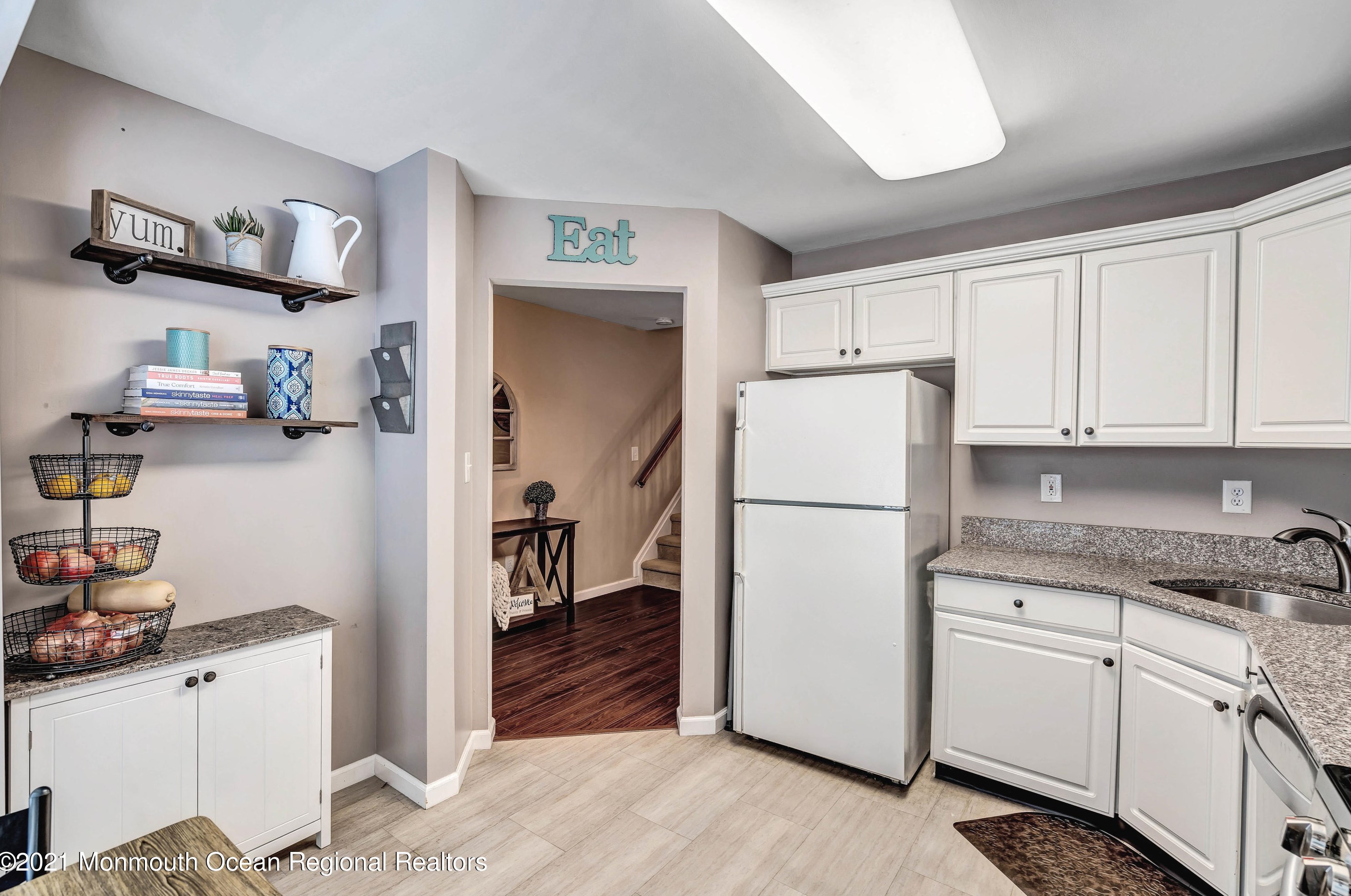 108 Wood Duck Ct, East Freehold NJ 07728-9522 exterior