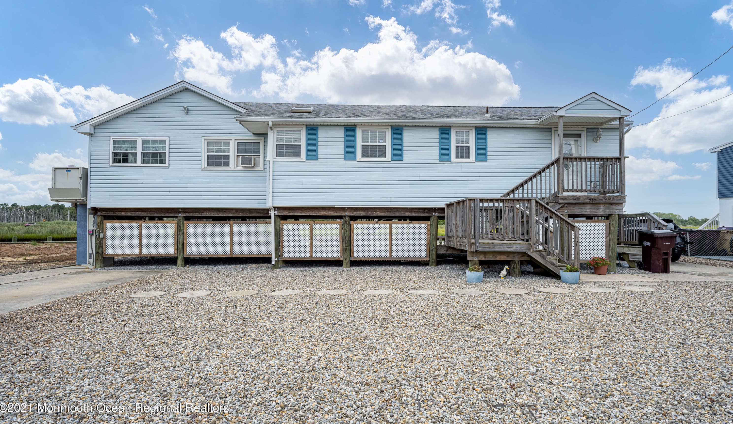 242 Bay Dr N, Berkeley Township, NJ 08721