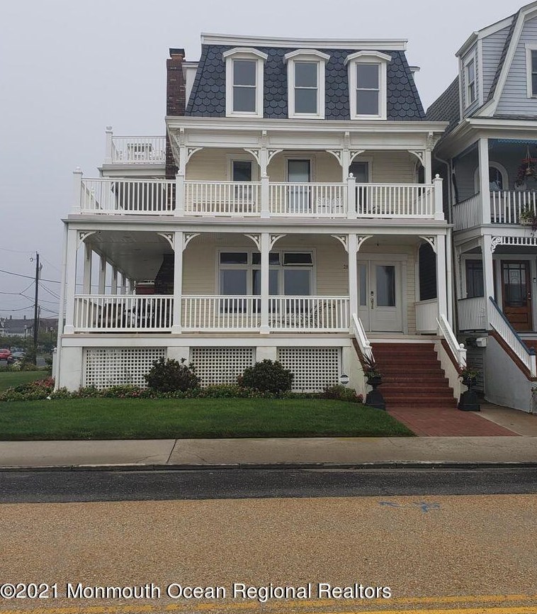 28 Ocean Ave Apt 2, Ocean Grove, NJ 07756