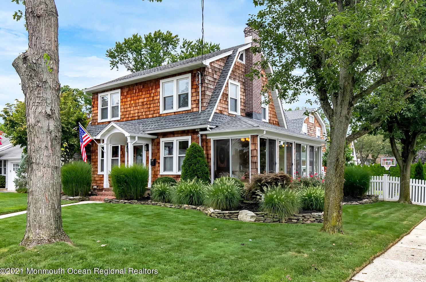83 Lovett Ave, Little Silver, NJ 07739