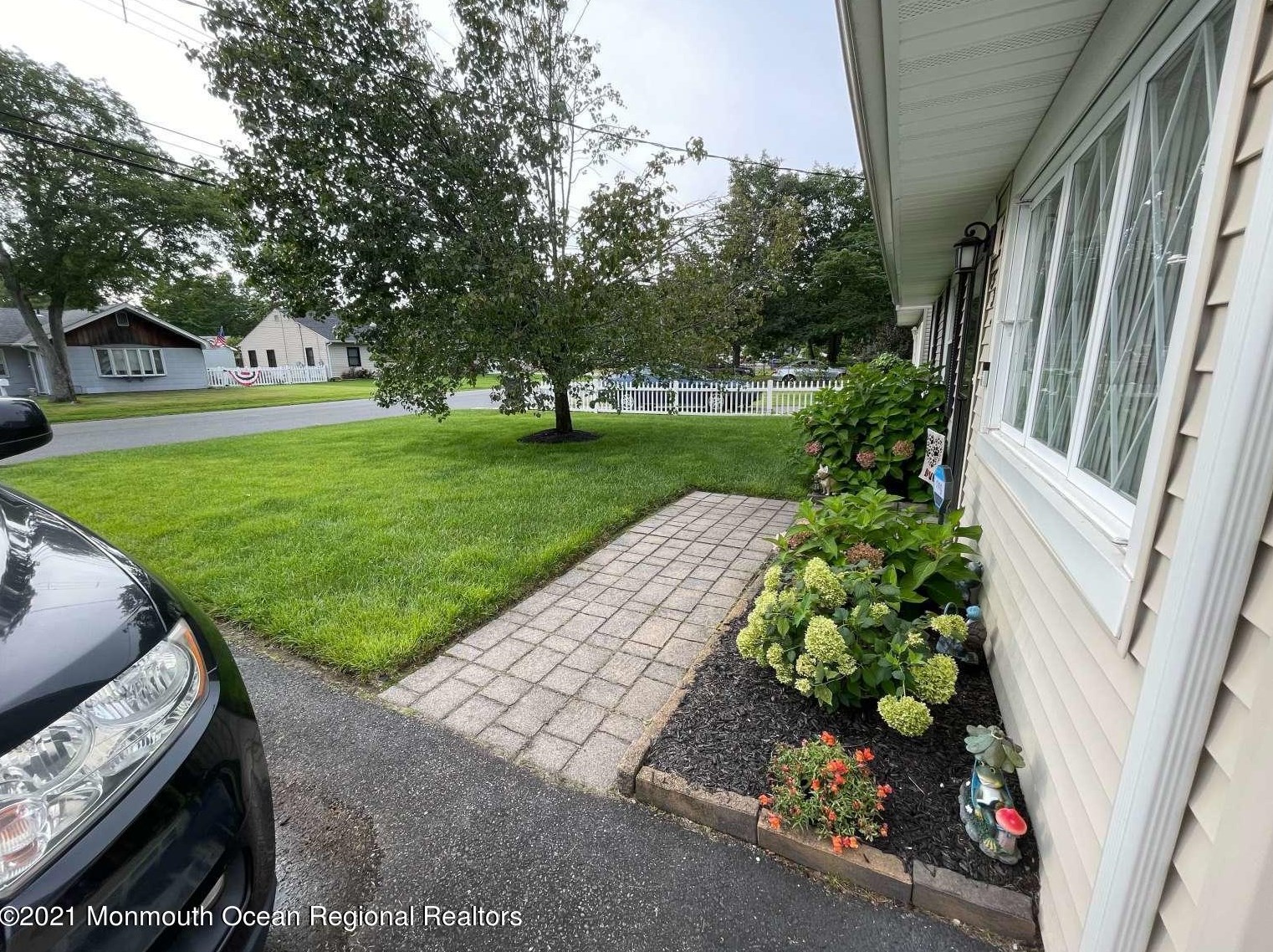 535 Holly Village Ln, Toms River, NJ 08753-8210