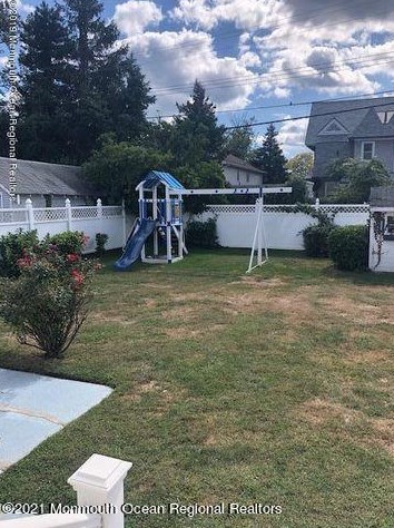 306 Cedar Ave, Red Bank, NJ 07711