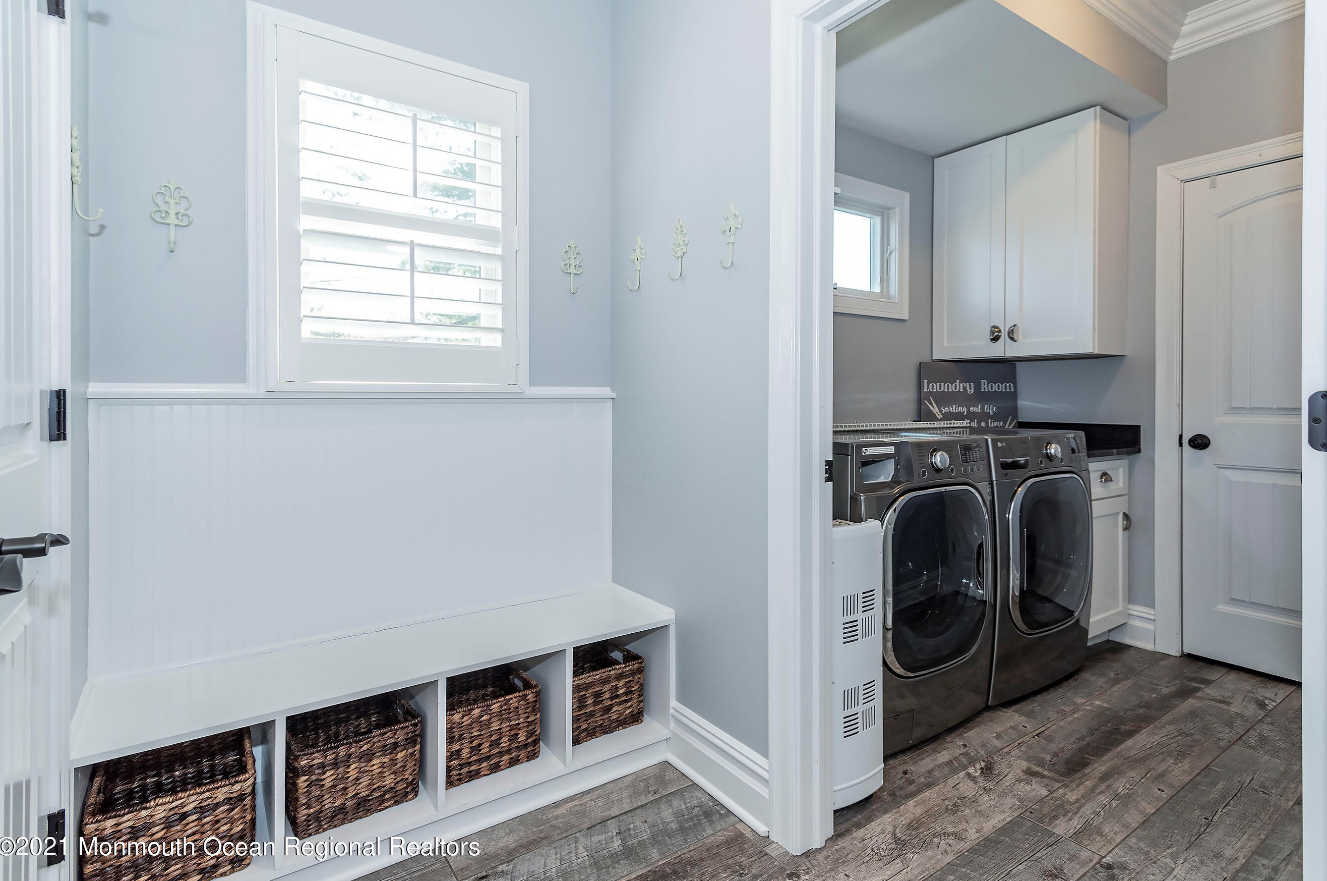 30 Asbury Ave, Oceanport NJ  07757-1365 exterior
