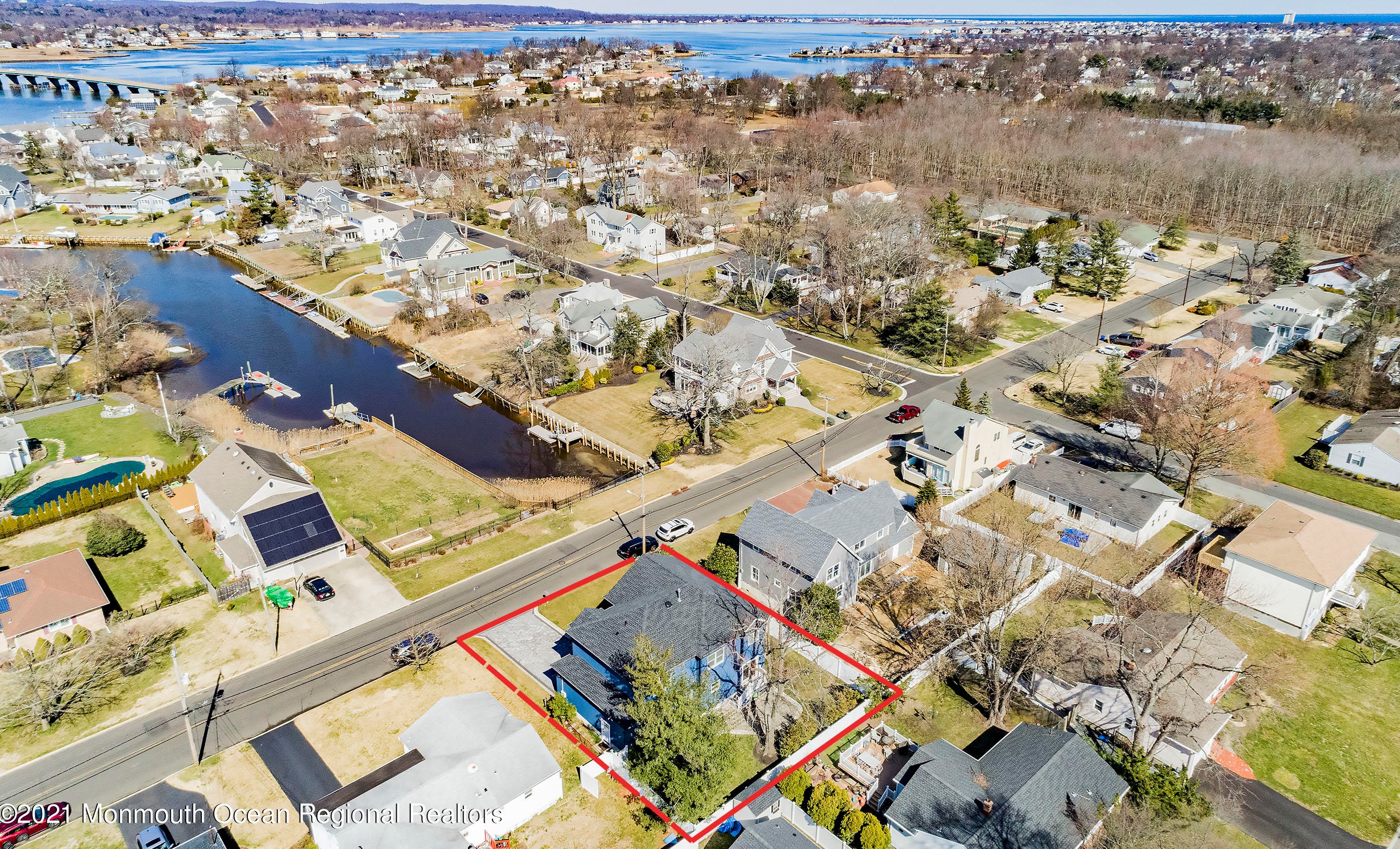30 Asbury Ave, Oceanport NJ  07757-1365 exterior