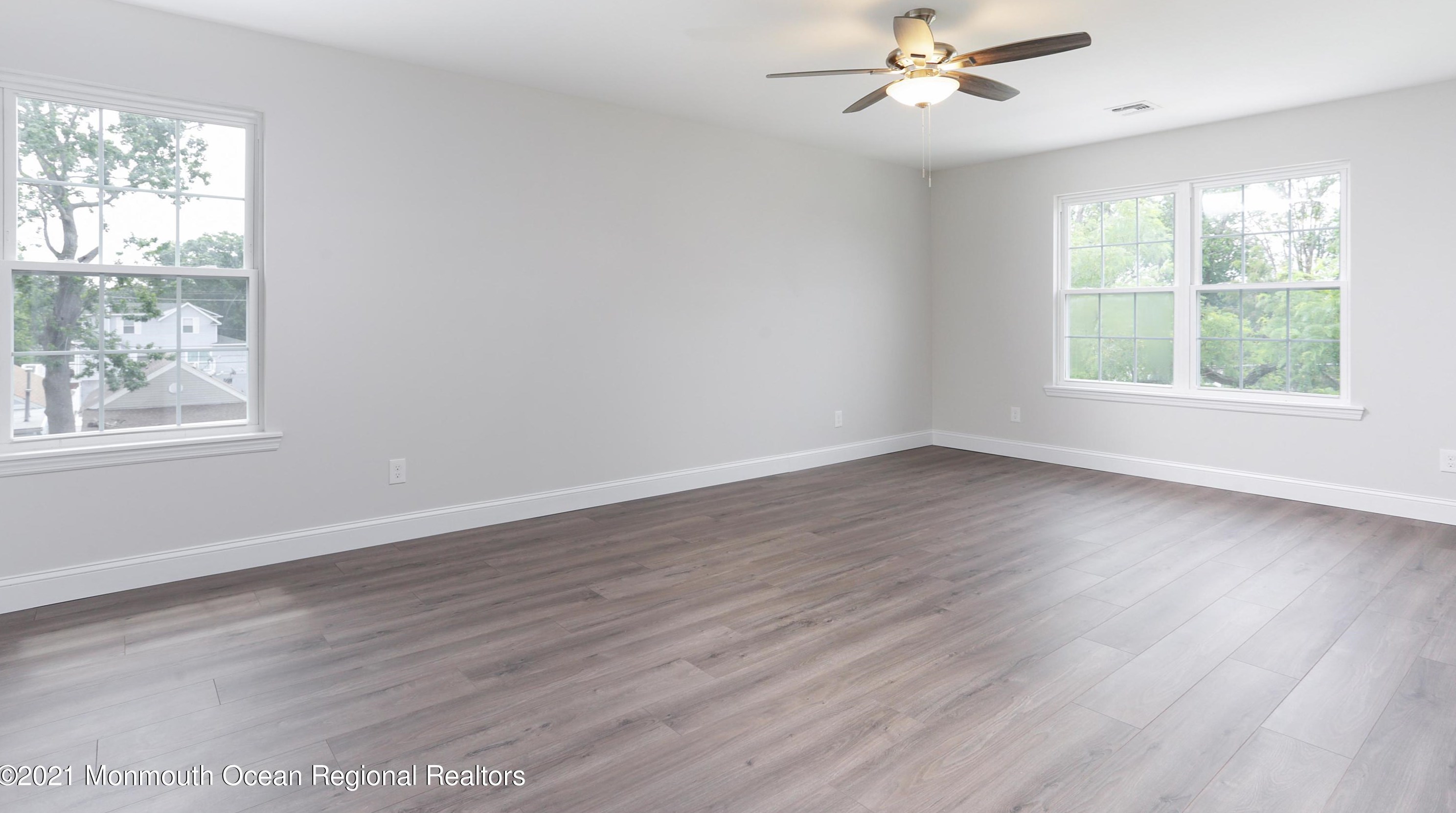 226 Twilight Ave, Ideal Beach NJ  07734-1960 exterior