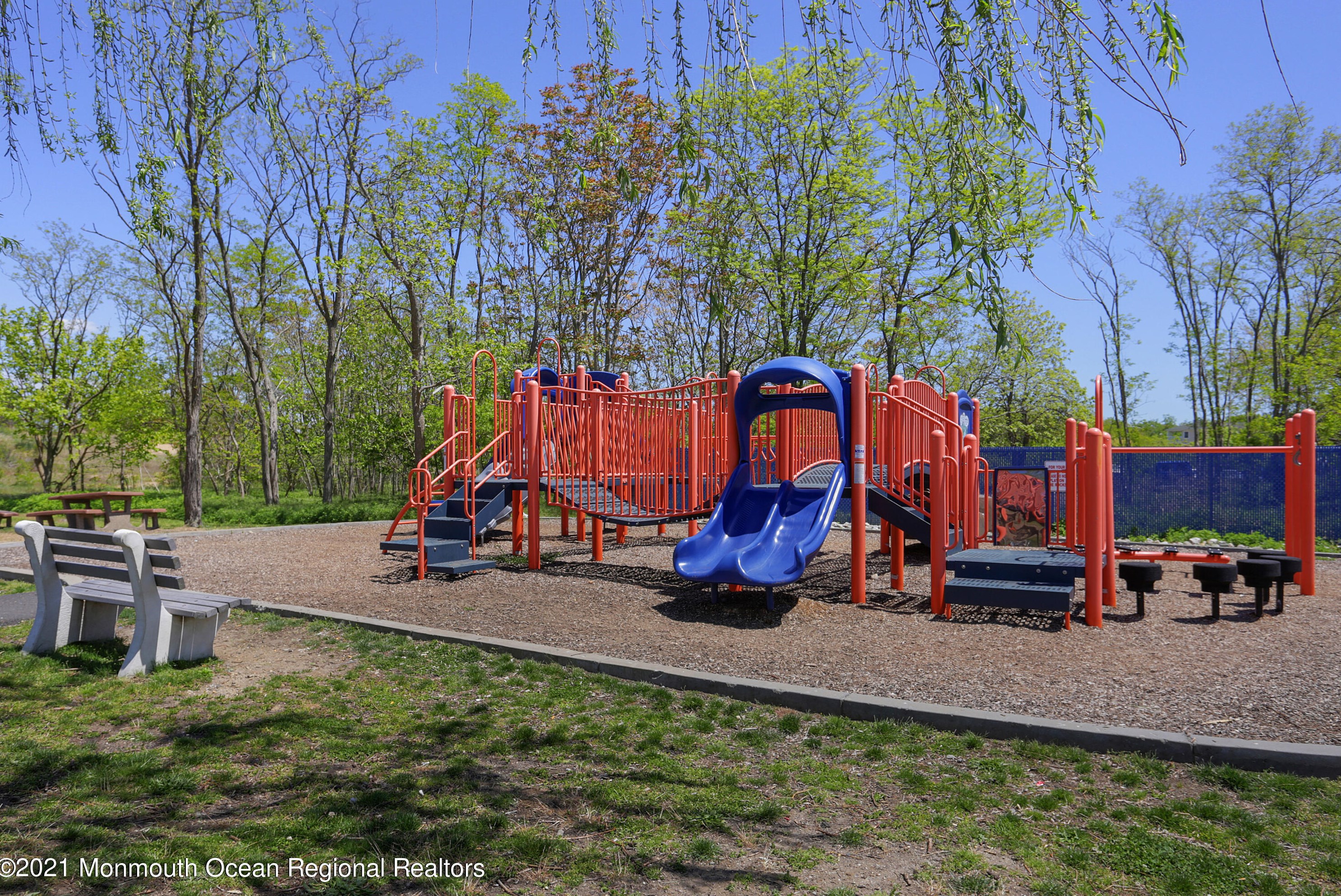 226 Twilight Ave, Ideal Beach NJ  07734-1960 exterior