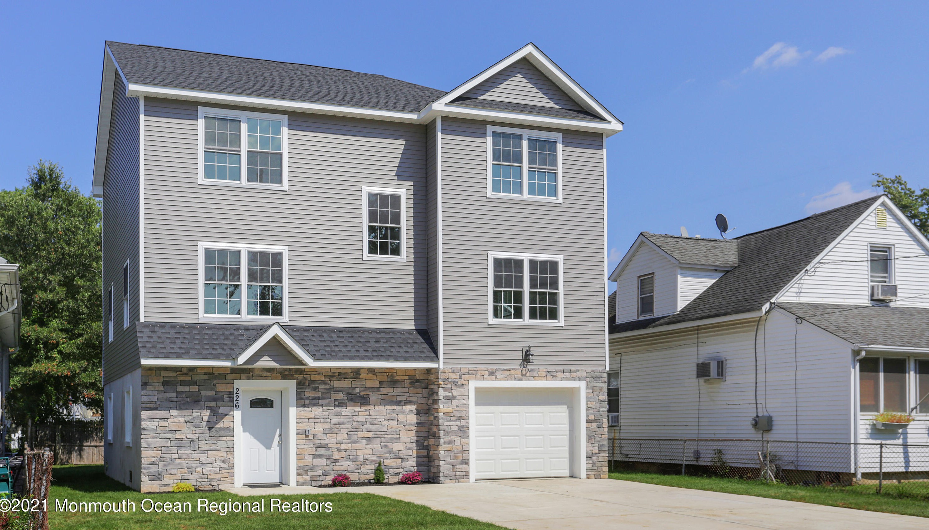 226 Twilight Ave, Ideal Beach NJ  07734-1960 exterior