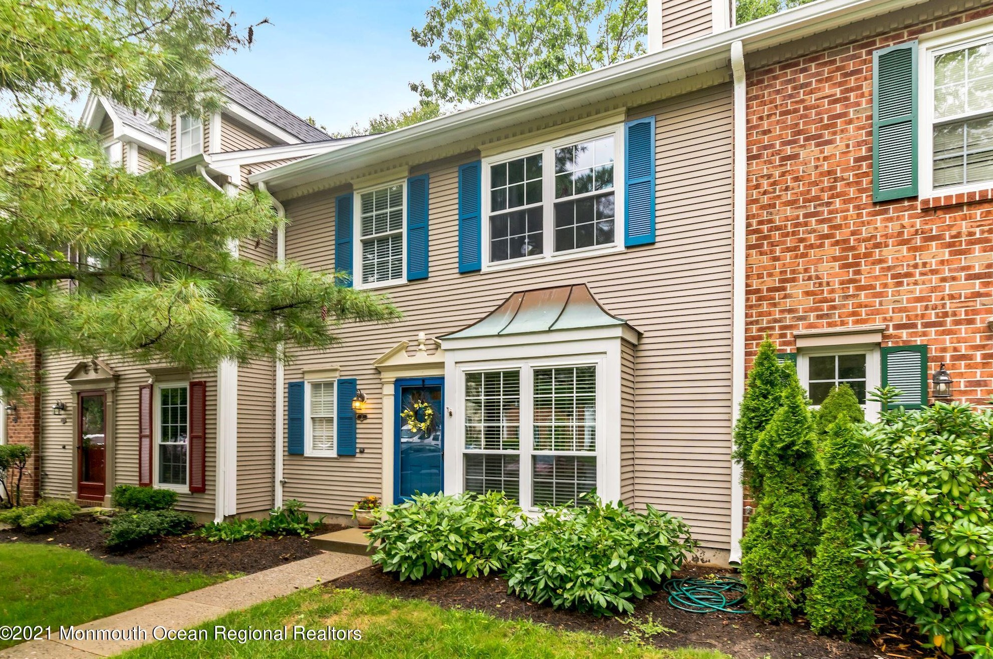 3 Steeple Chase Ct, Tinton Falls, NJ 07724