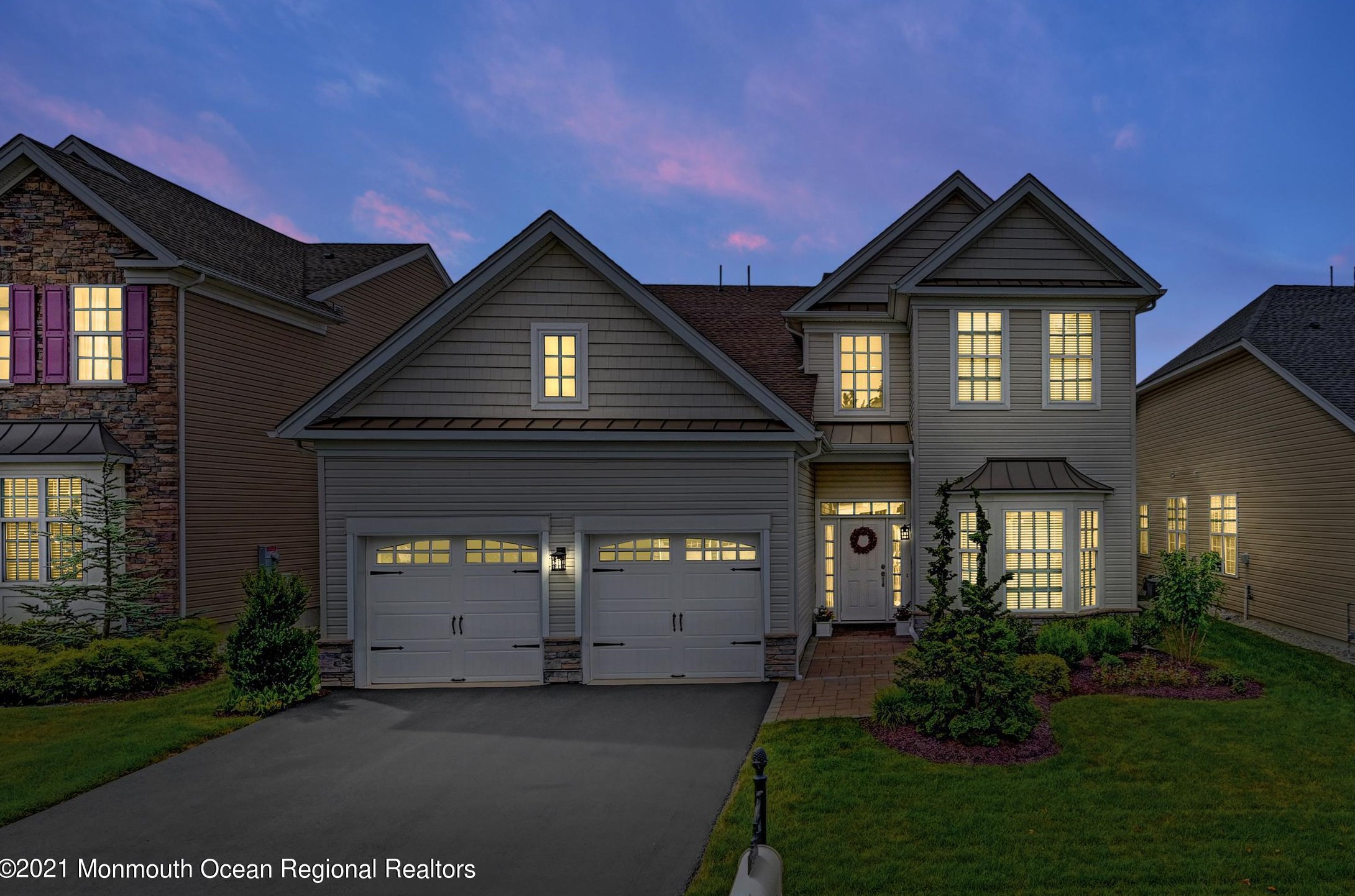 121 Sunset Dr, Tinton Falls, NJ 07724