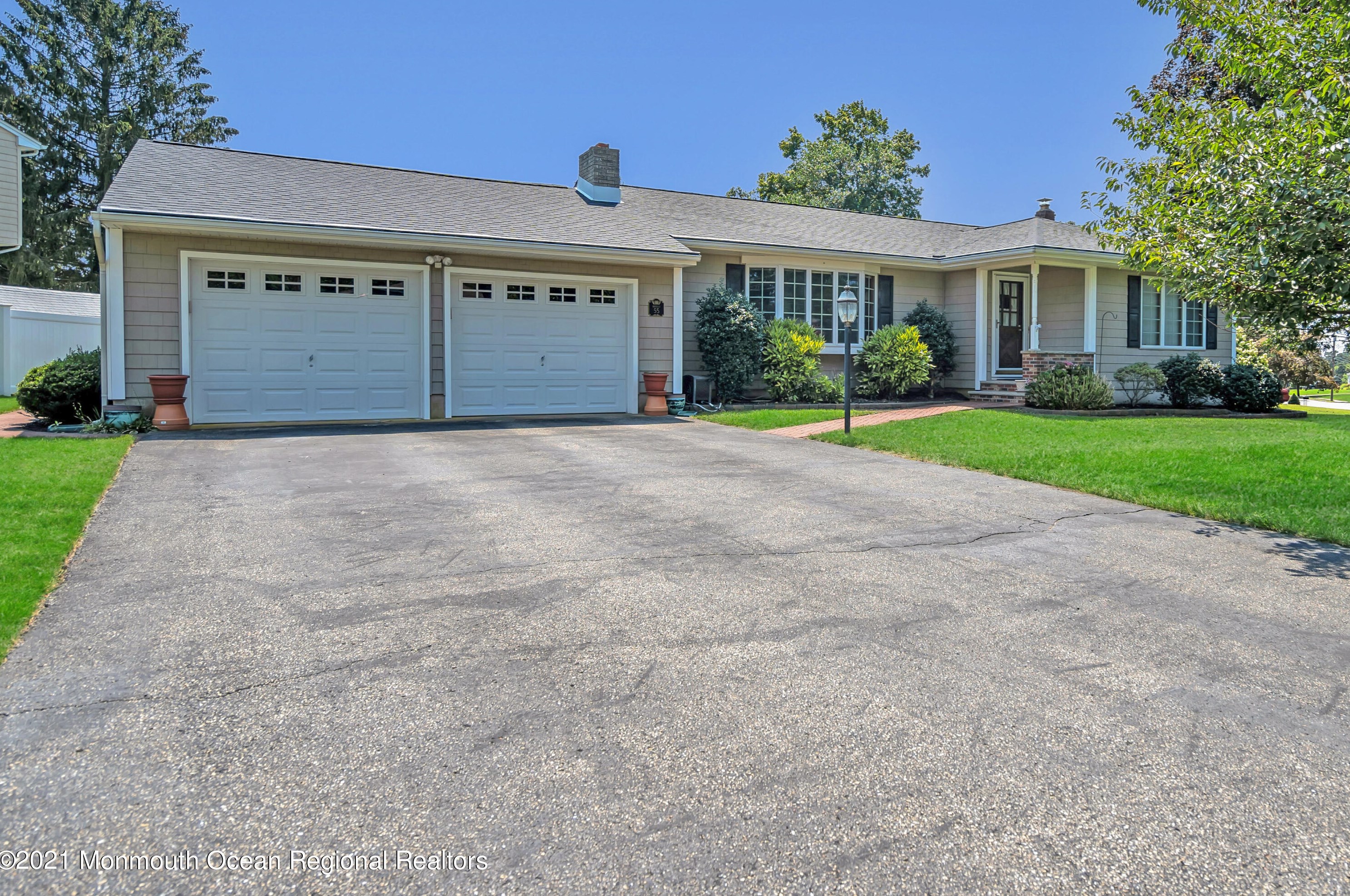 55 Morgan Rd, Toms River, NJ 08755-6323