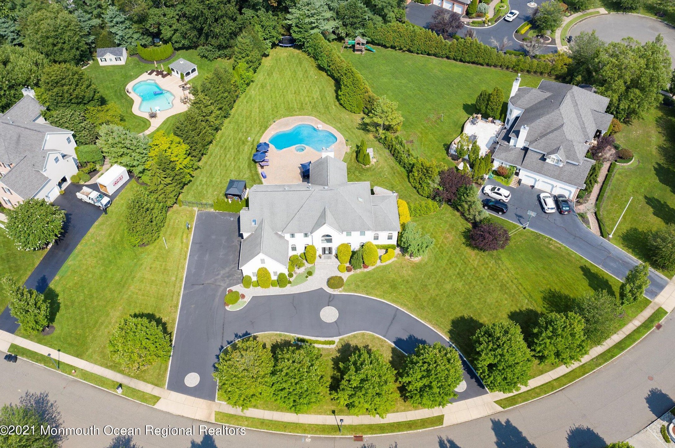 8 Blair Ln, Millstone Township, NJ 07726-3456