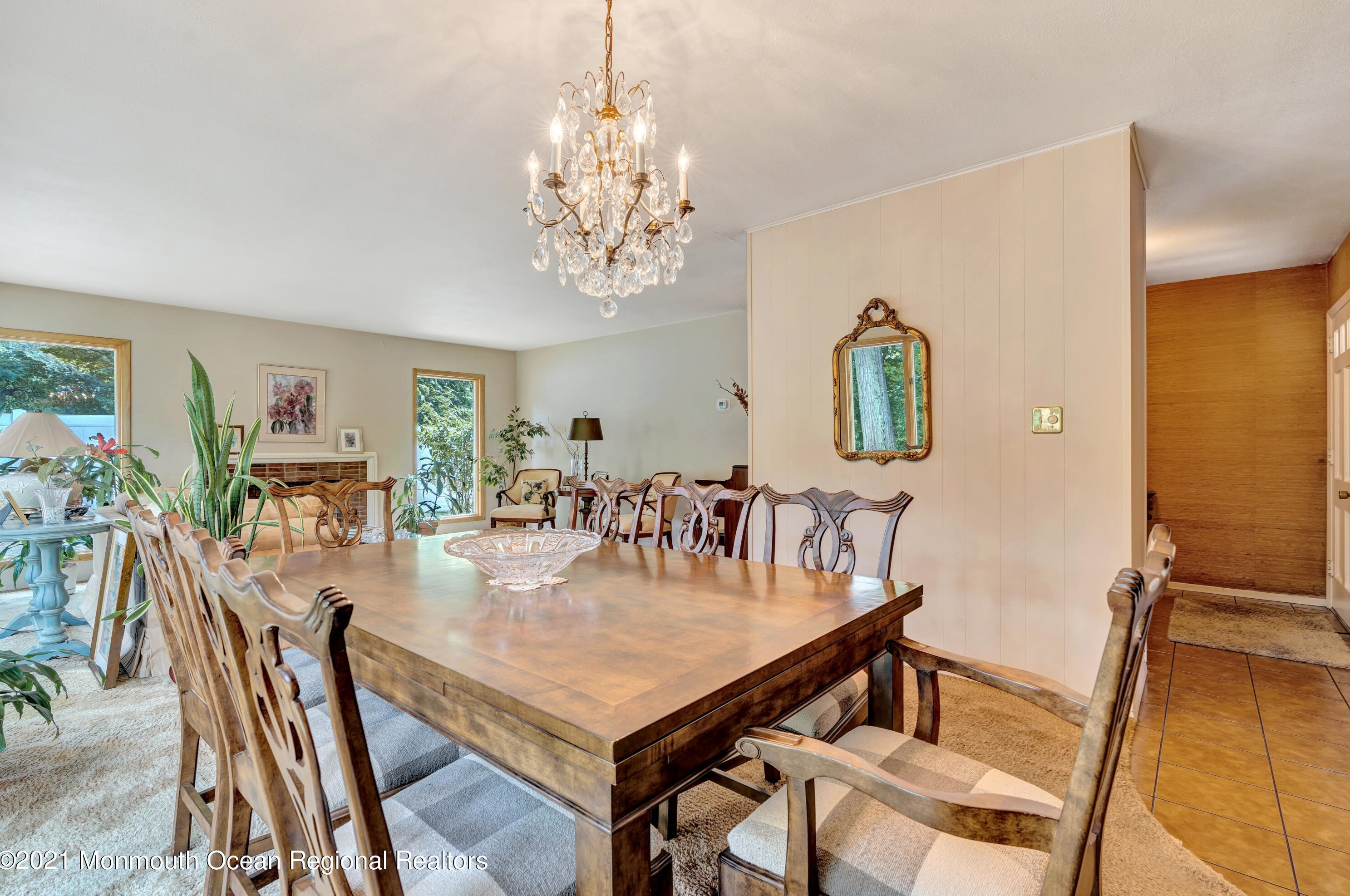13 Edgewood Rd, Matawan, NJ 07747-3726