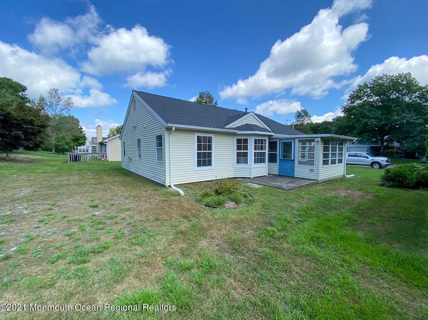 2095 Llewellyn Pkwy, Lacey, NJ 08731